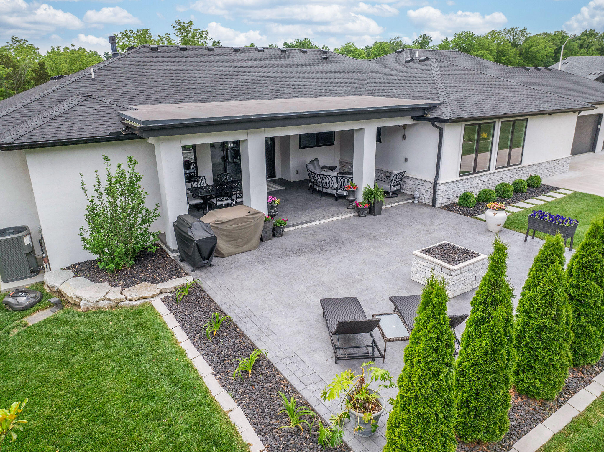 main property photo 84