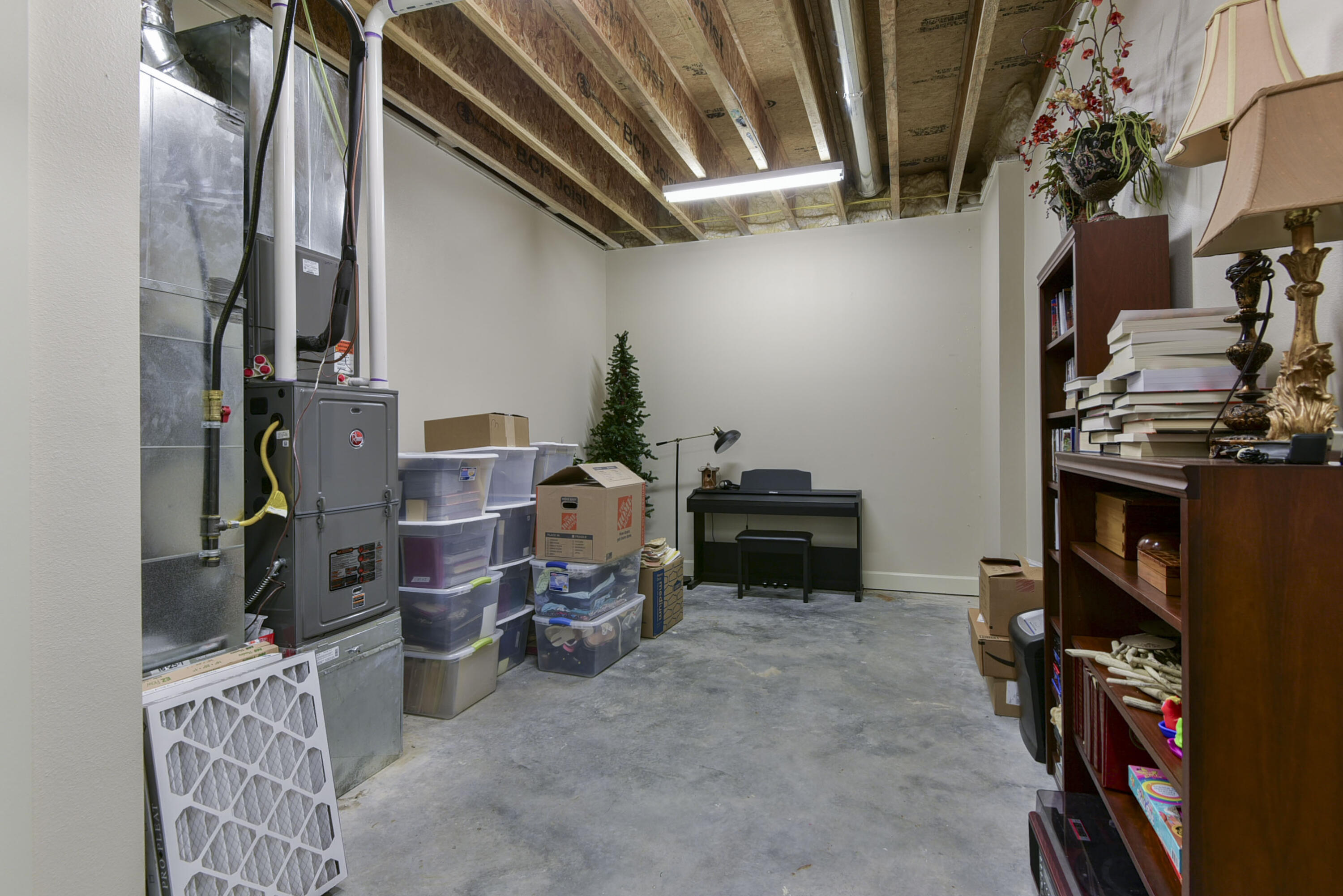 main property photo 54