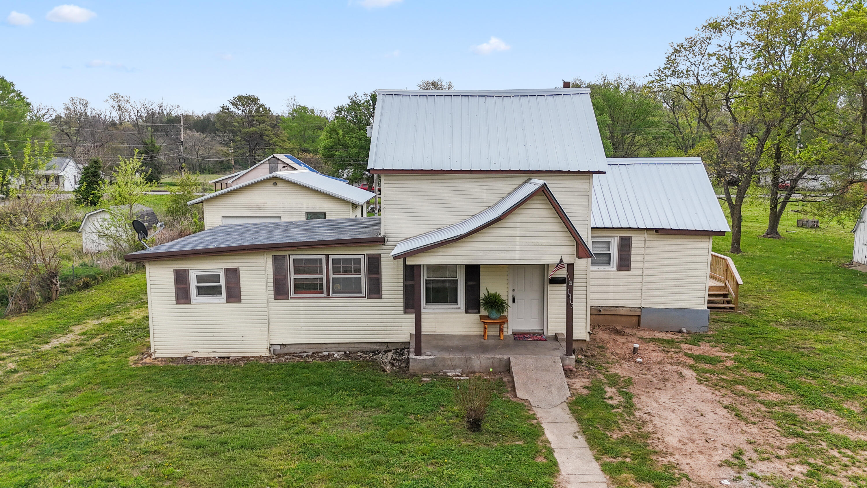 main property photo 1