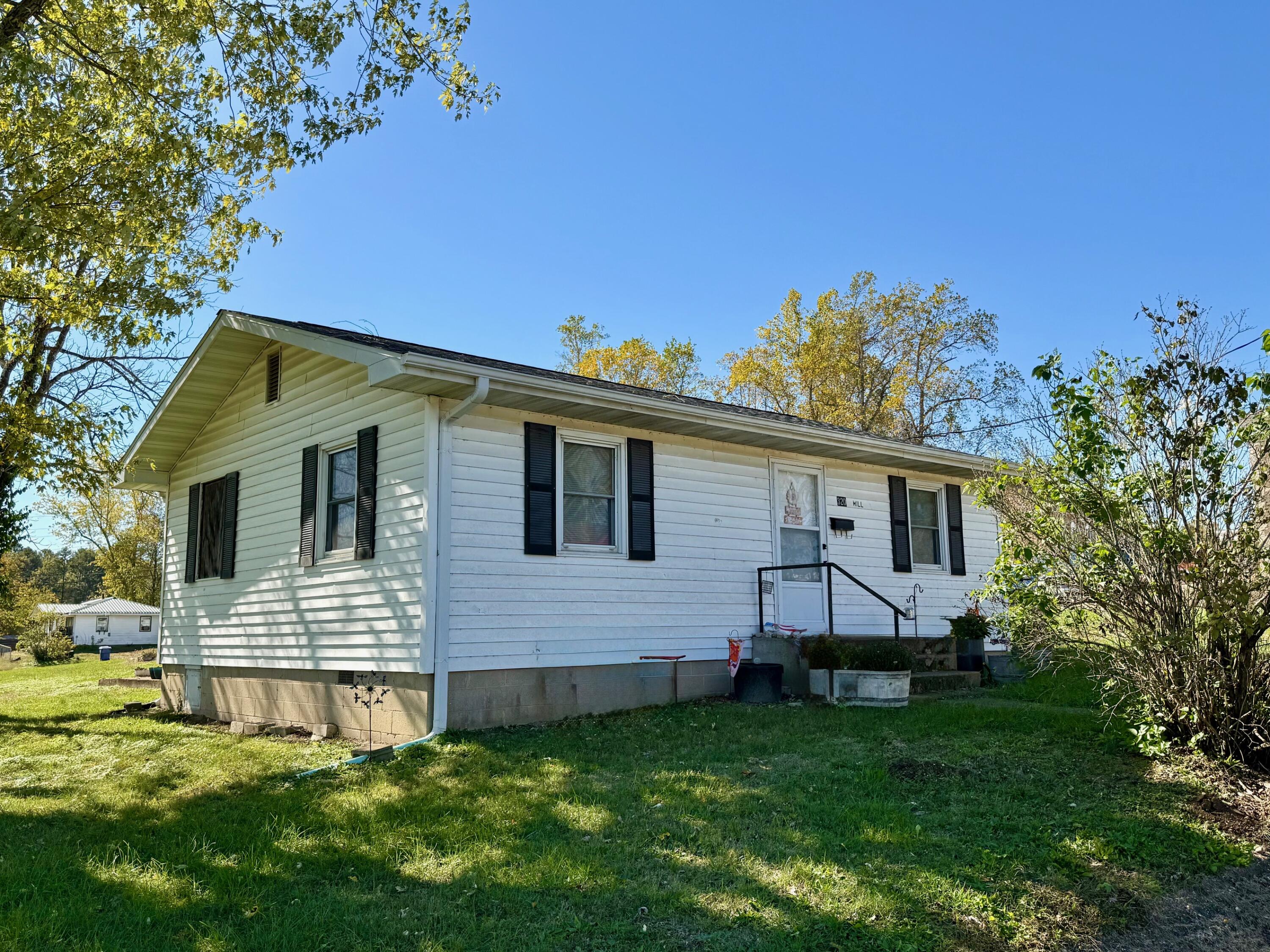 main property photo 14