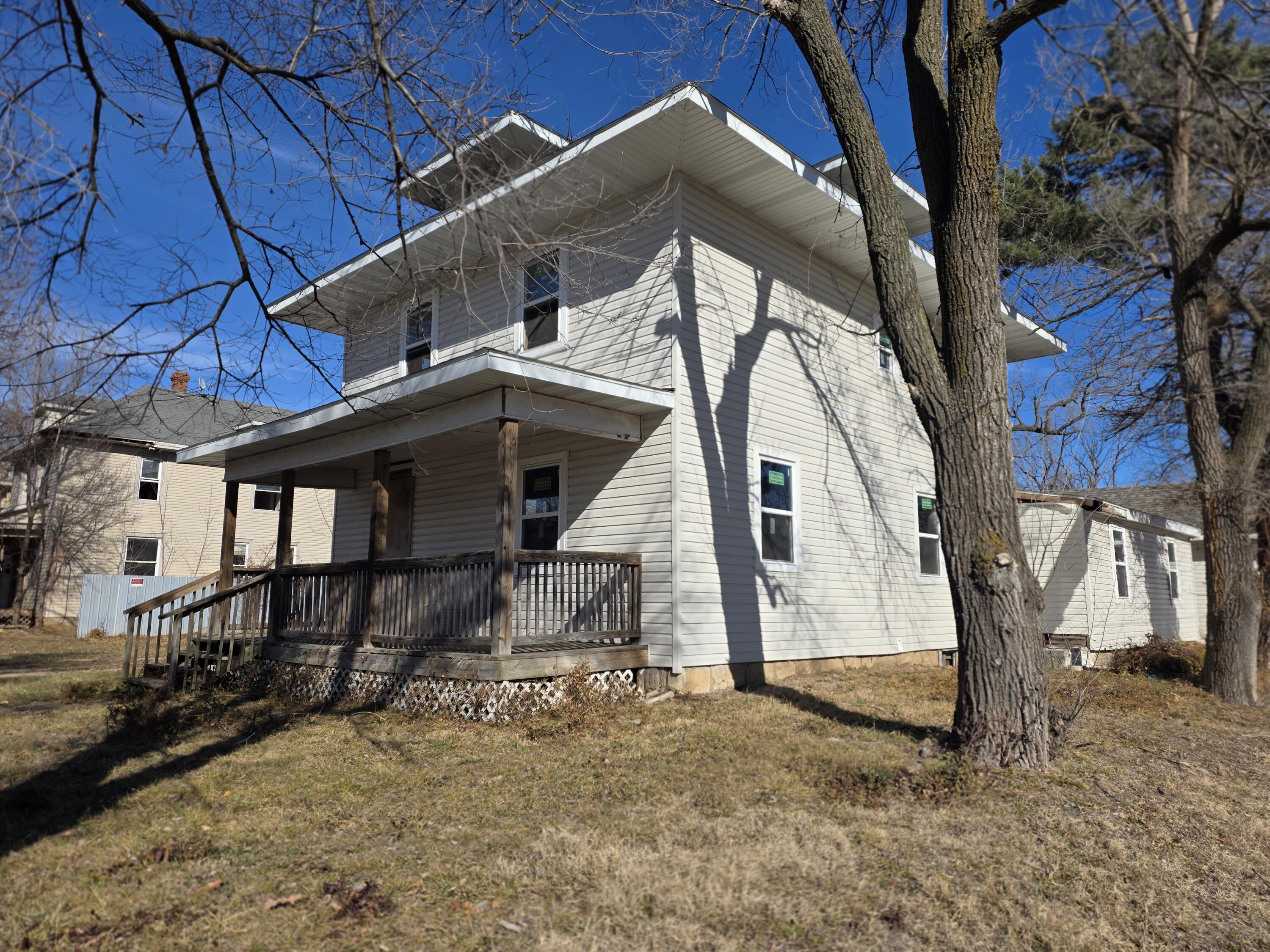 main property photo 7