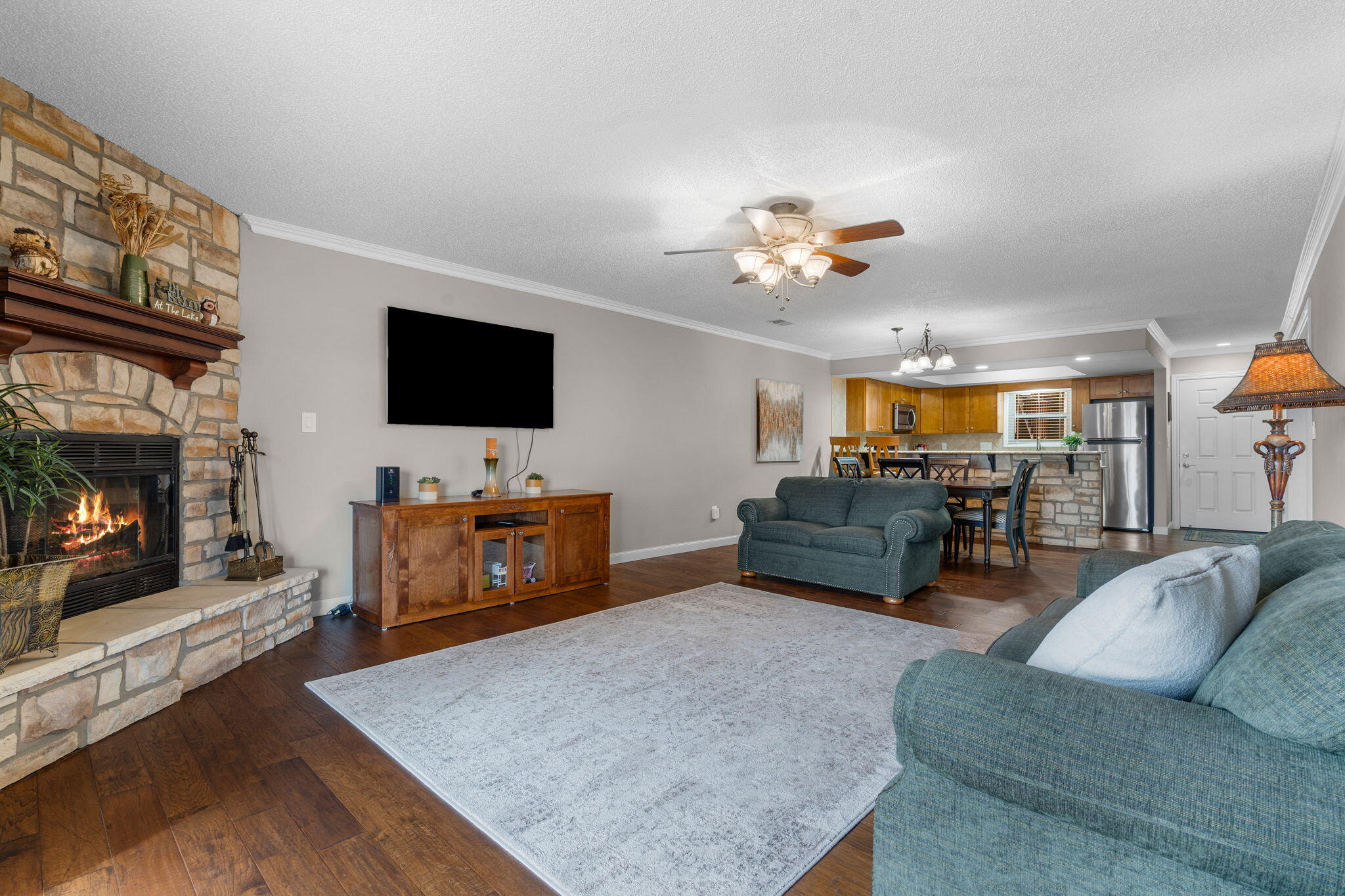 main property photo 18