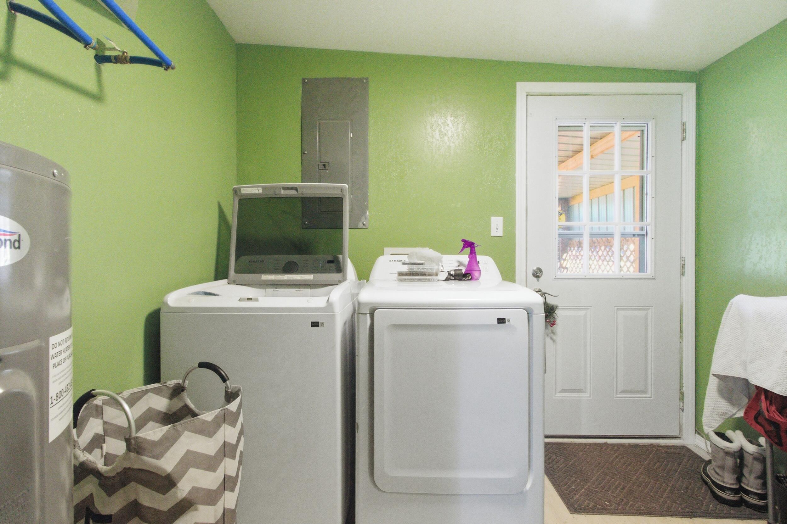 main property photo 16