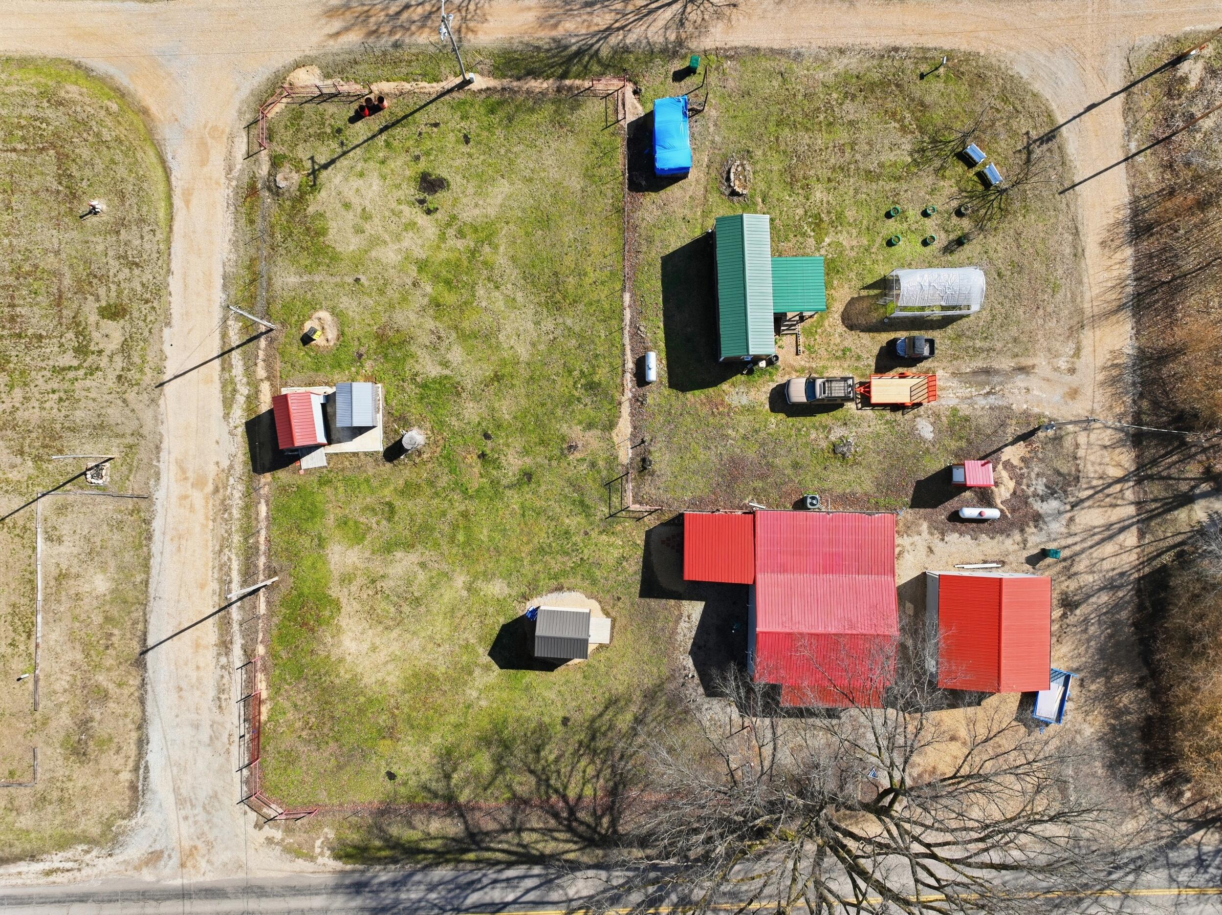 main property photo 34