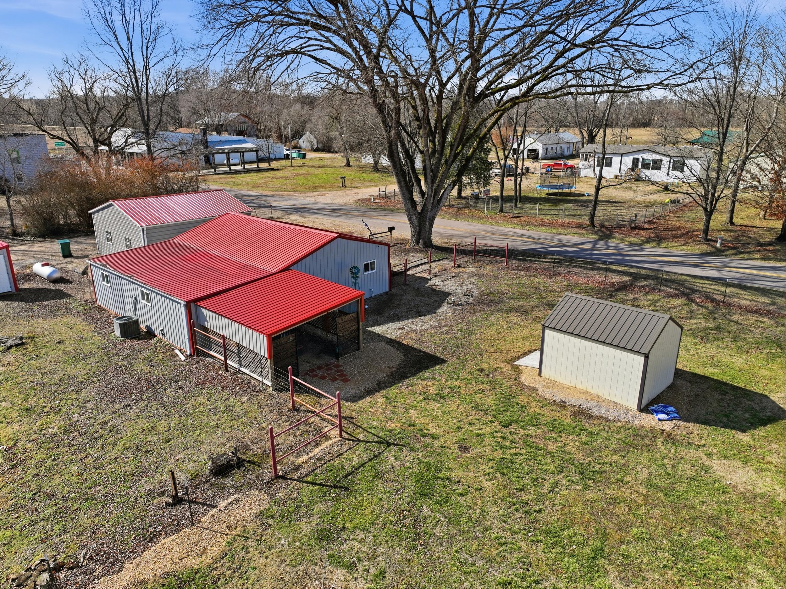 main property photo 6