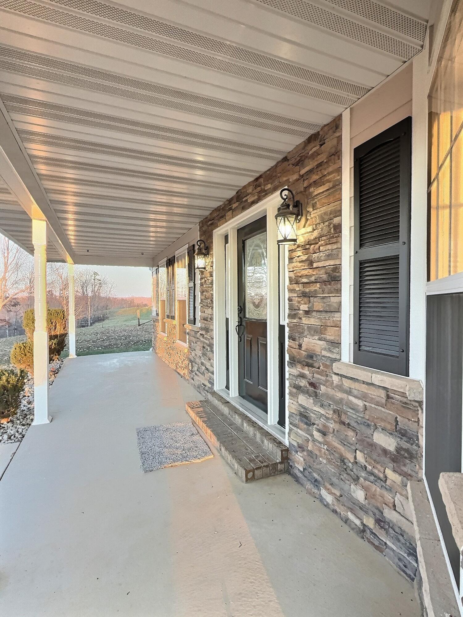 main property photo 11
