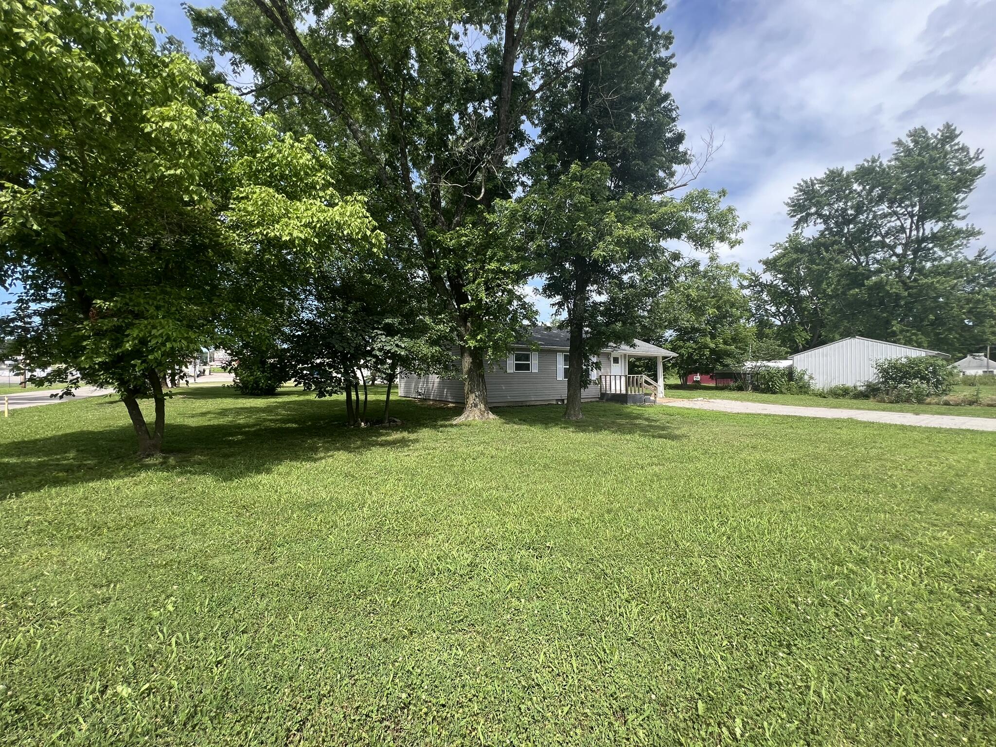 main property photo 8