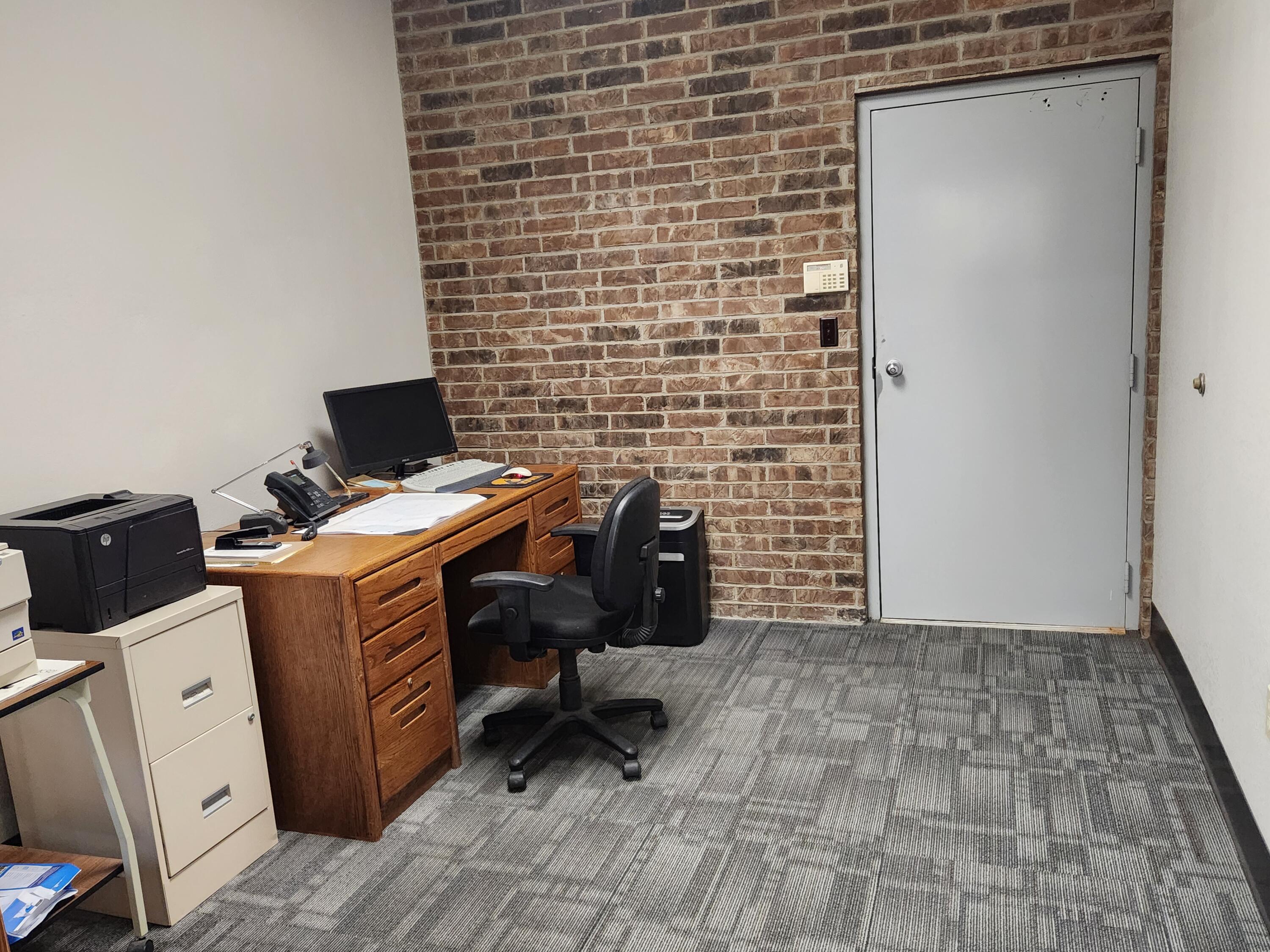 main property photo 18