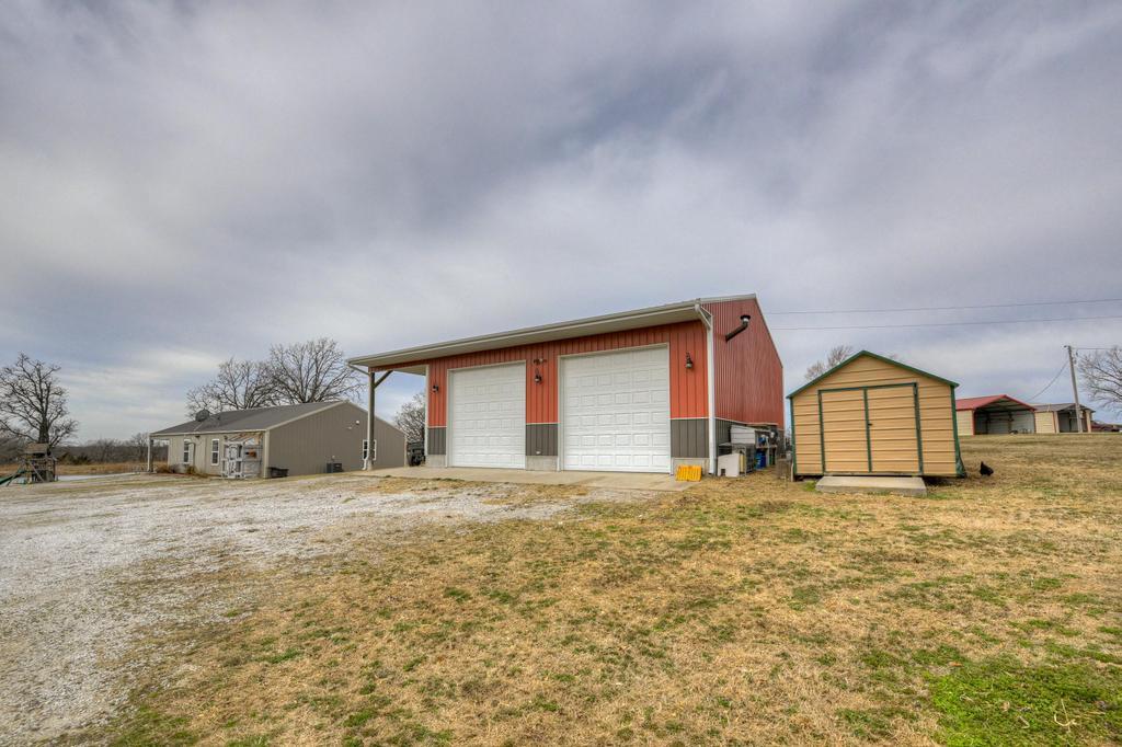 main property photo 50