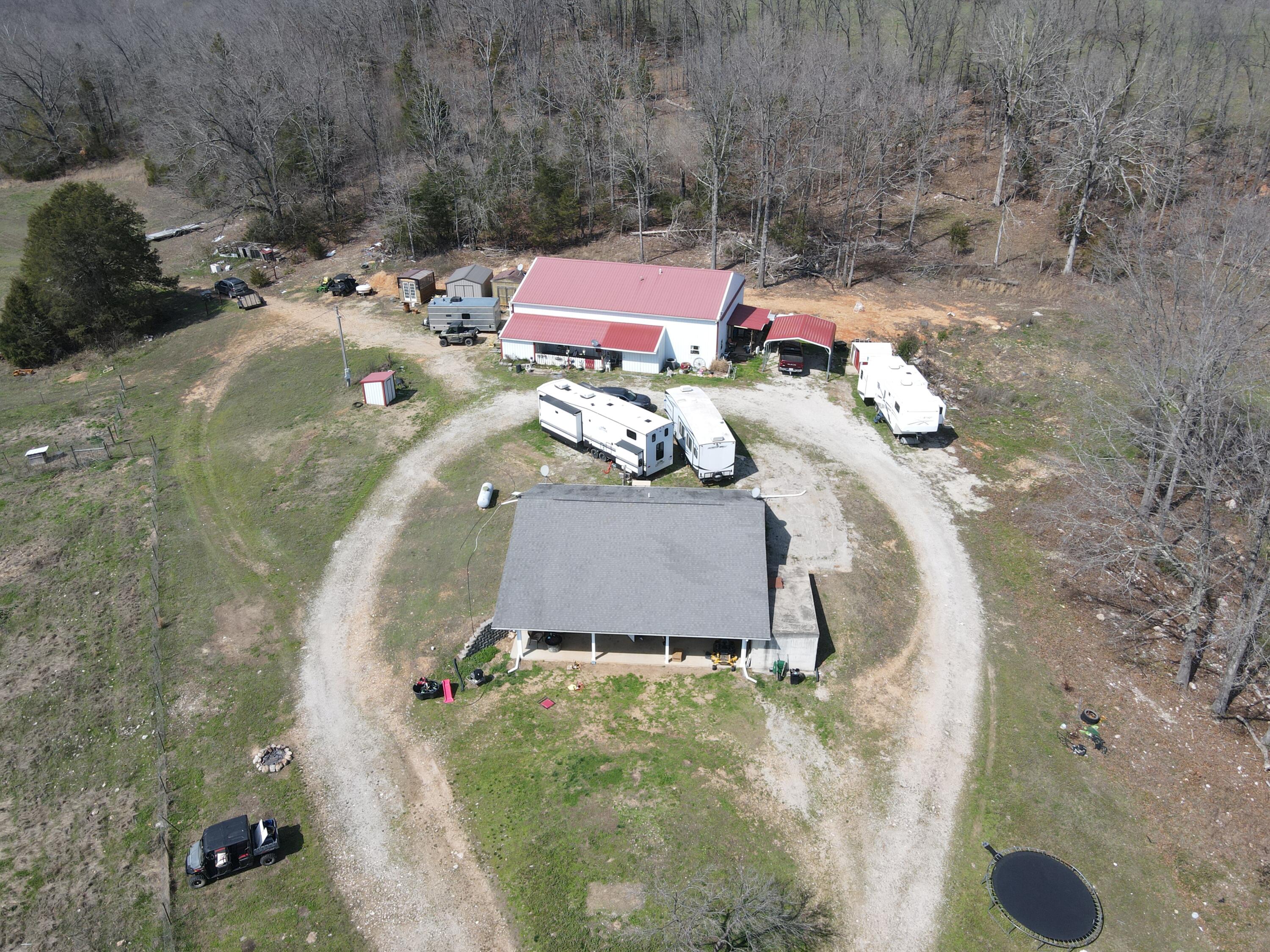 main property photo 17