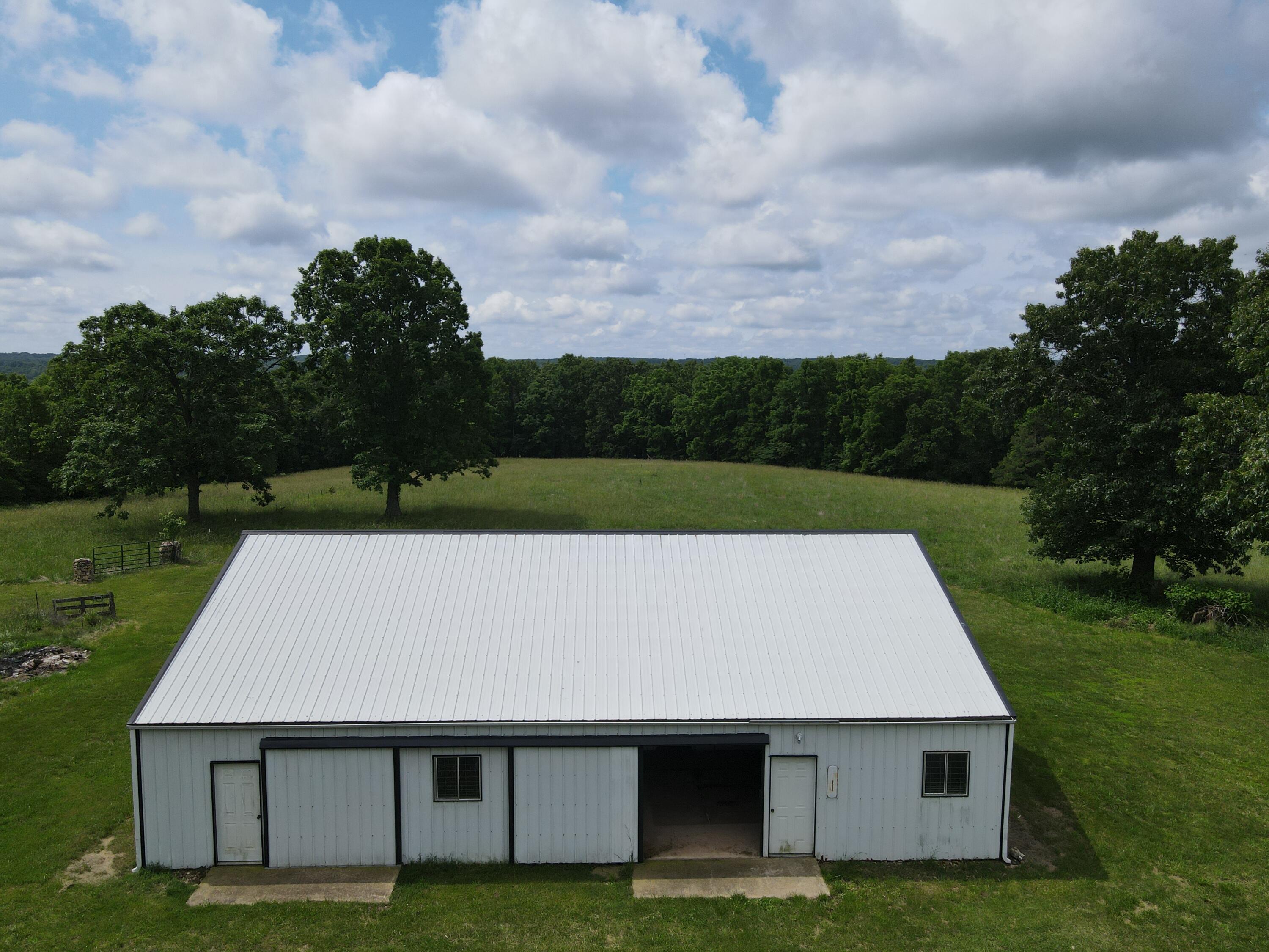 main property photo 78