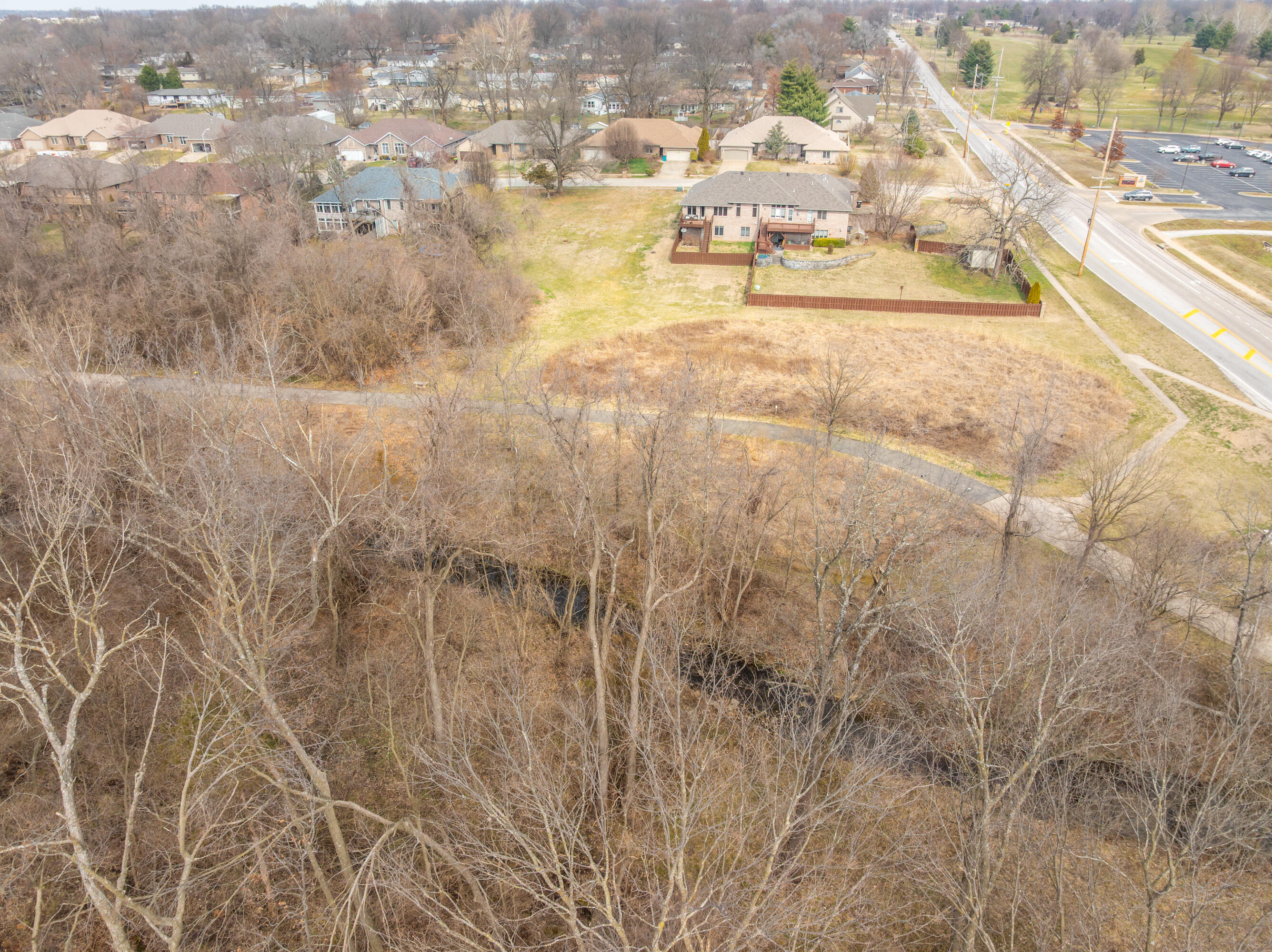main property photo 32
