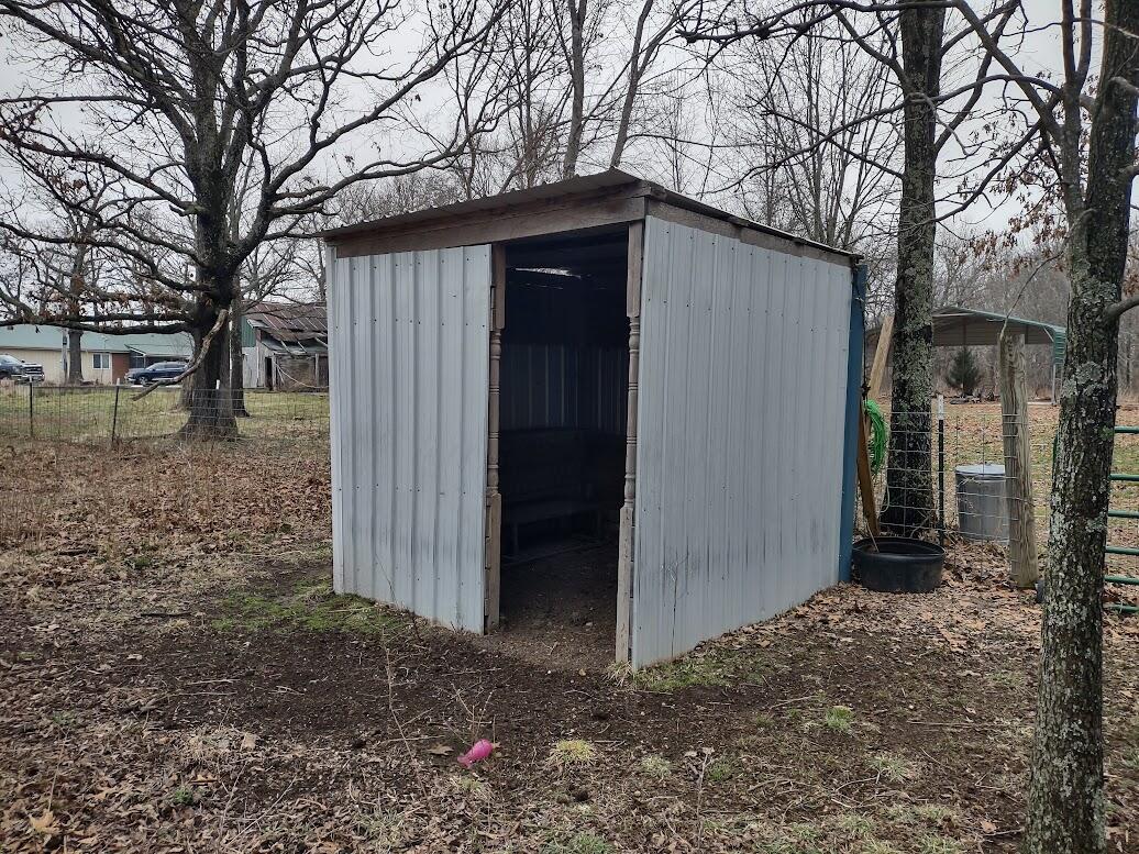main property photo 23