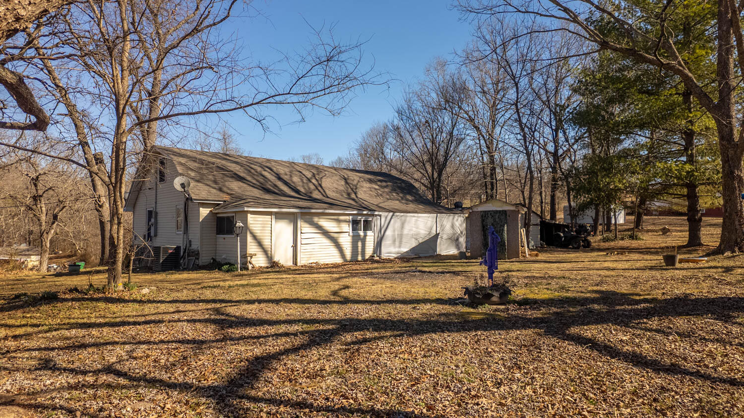main property photo 38
