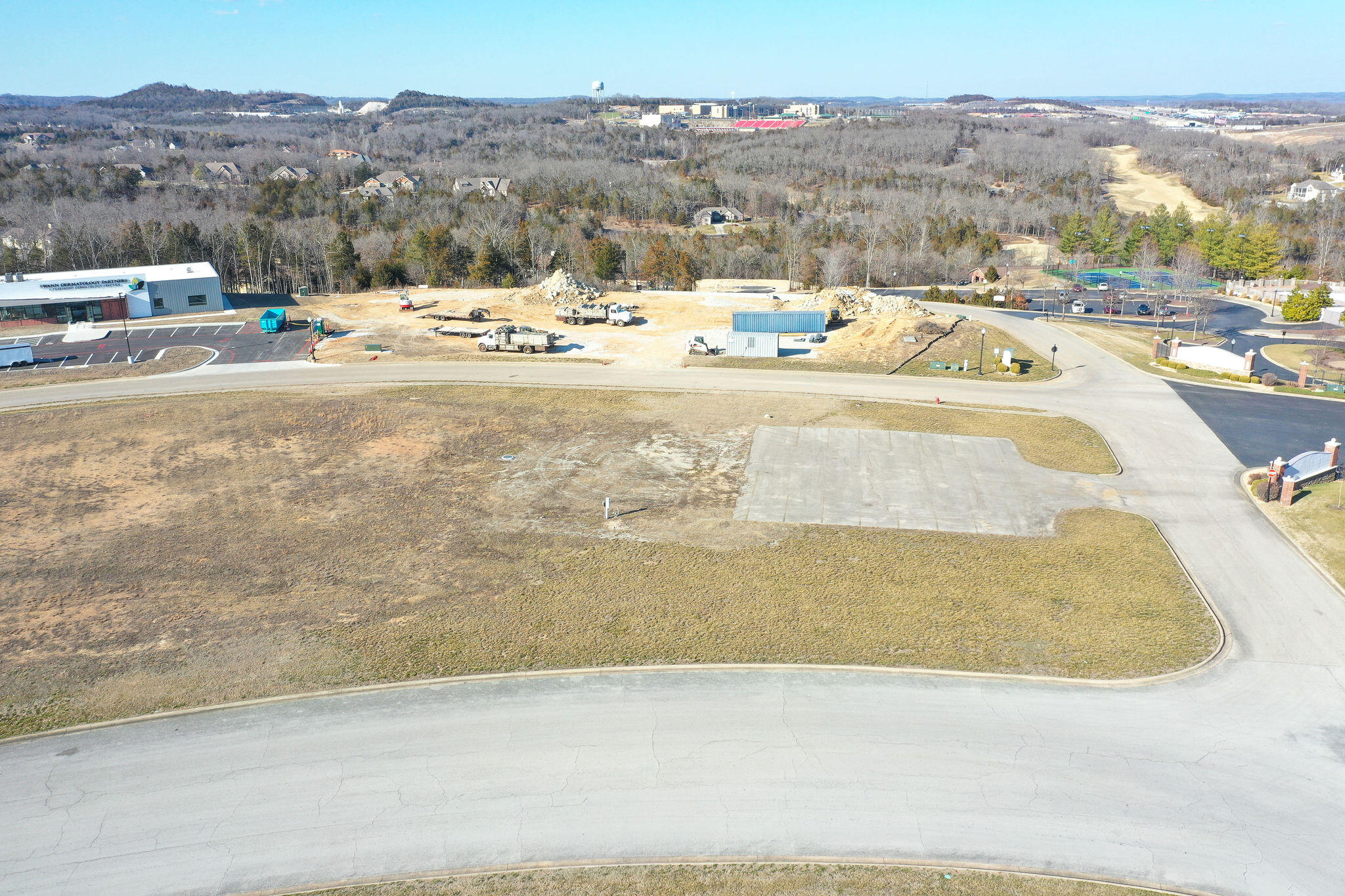 main property photo 14