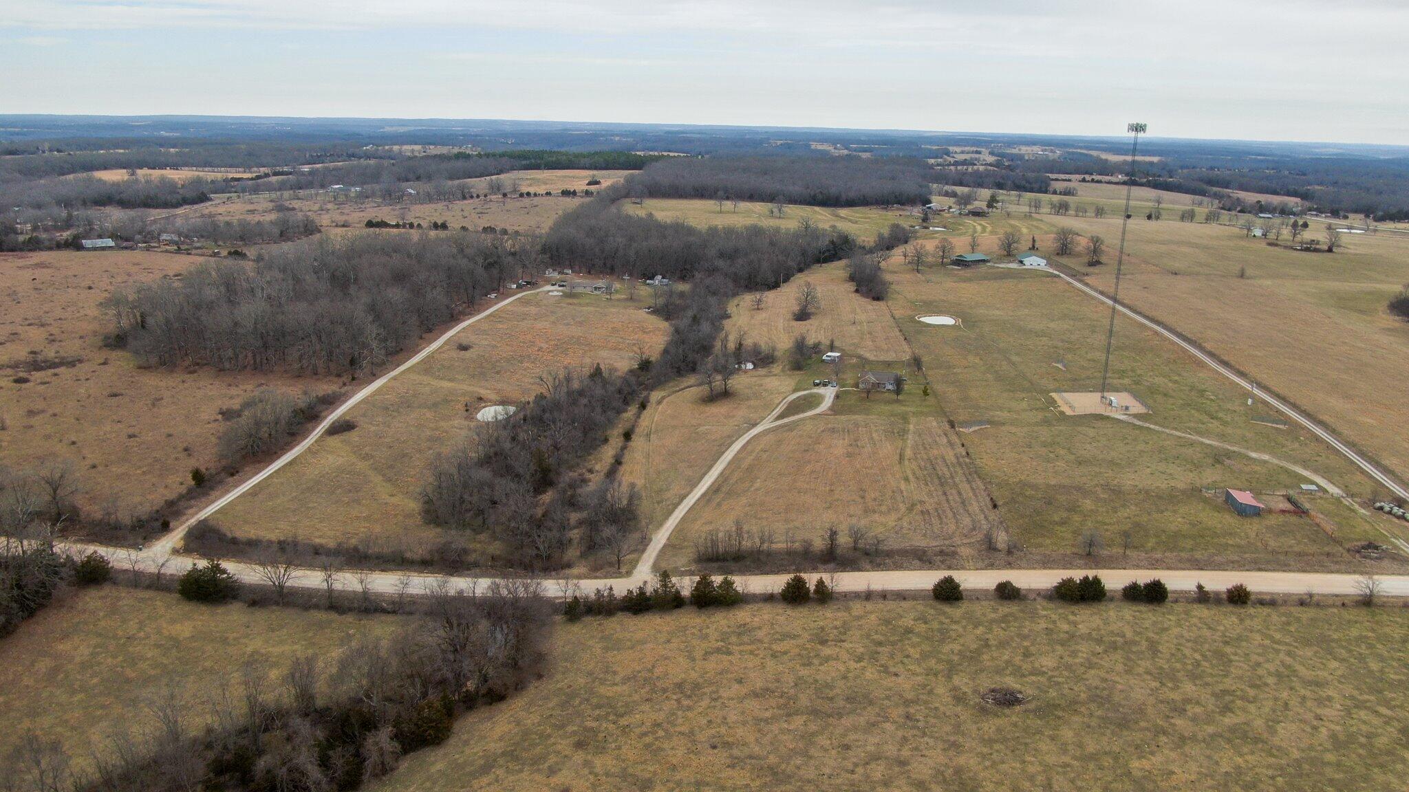 main property photo 29