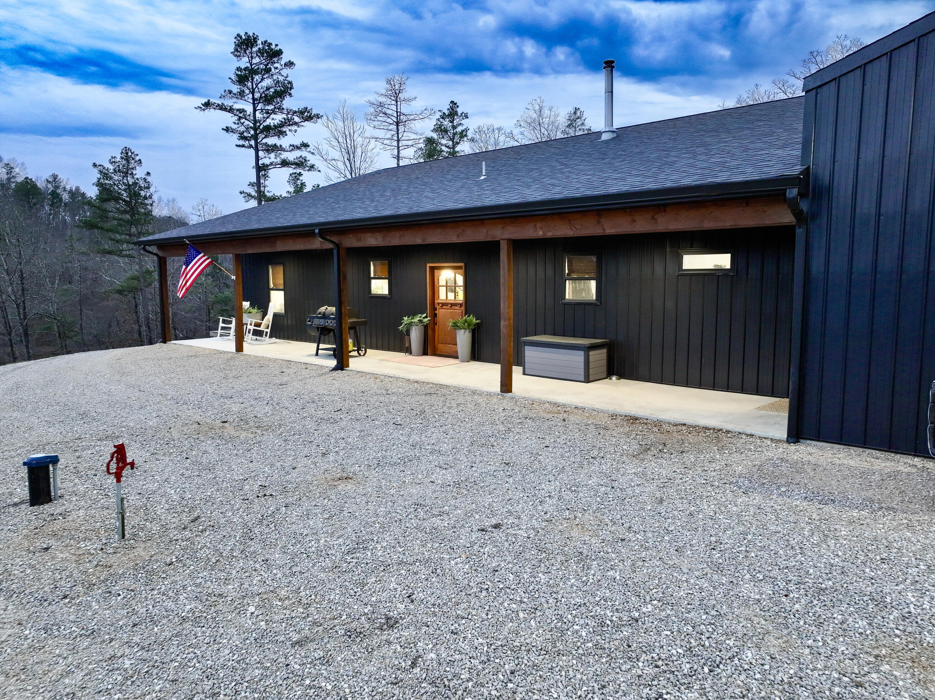 main property photo 79