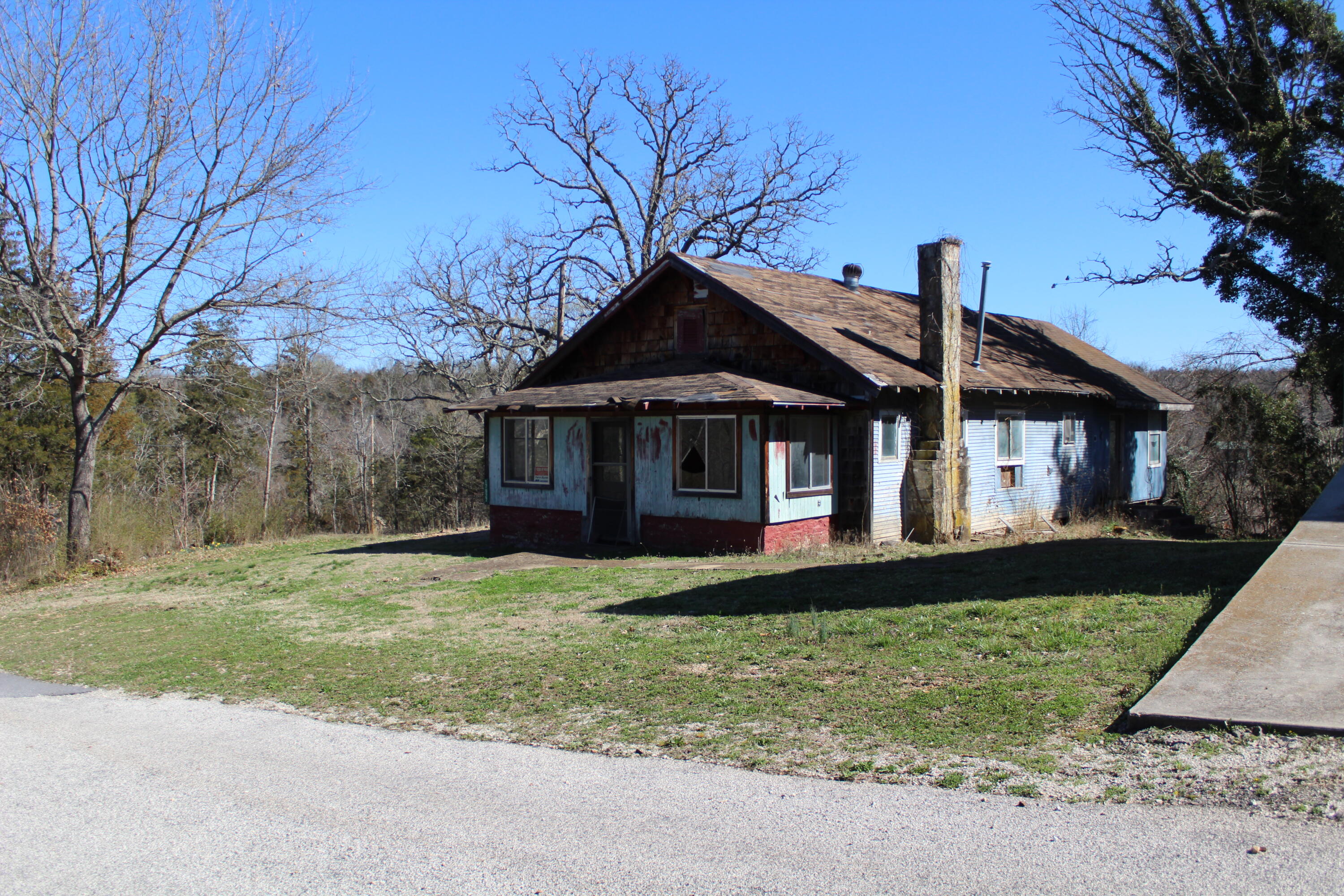 main property photo 6