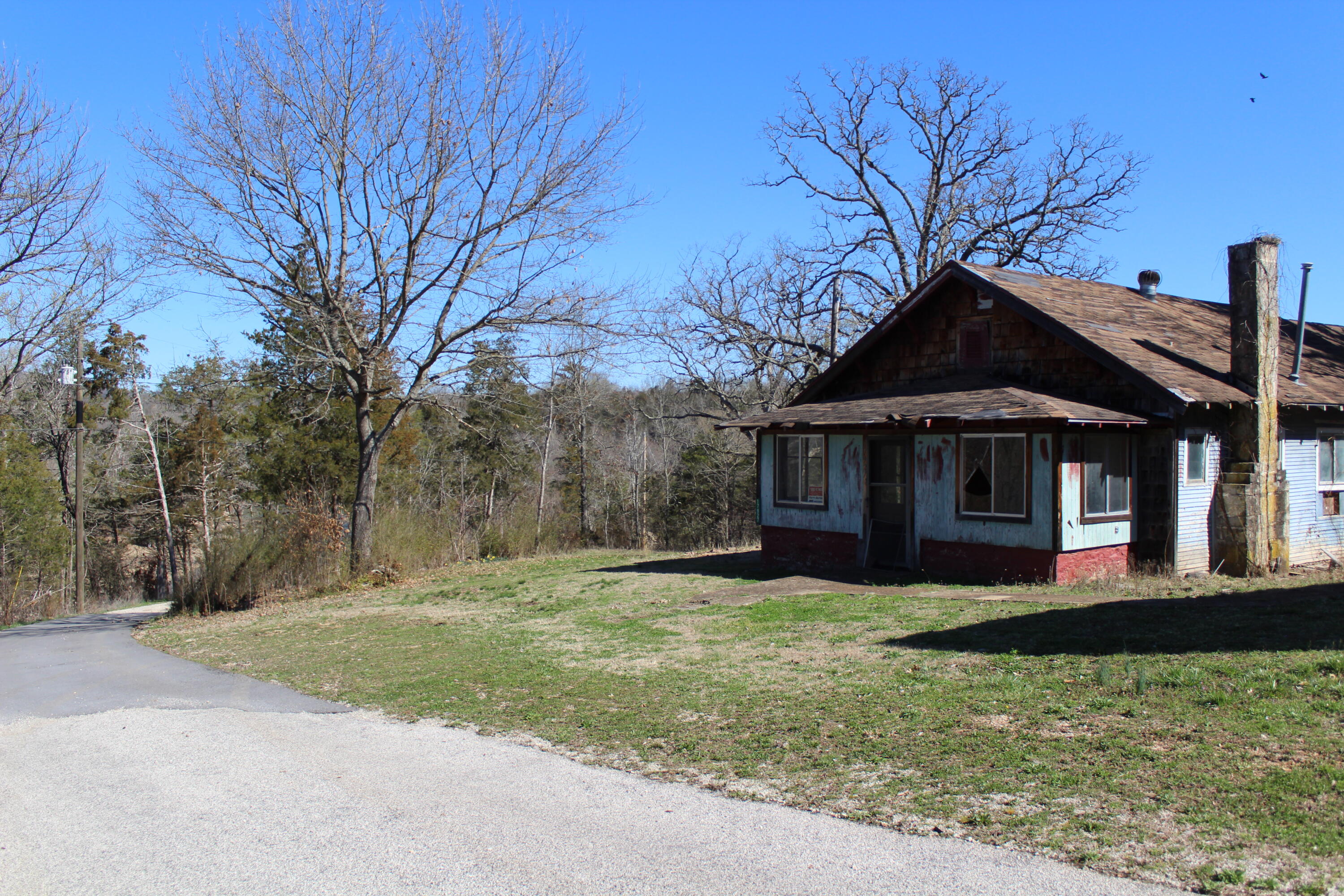 main property photo 7