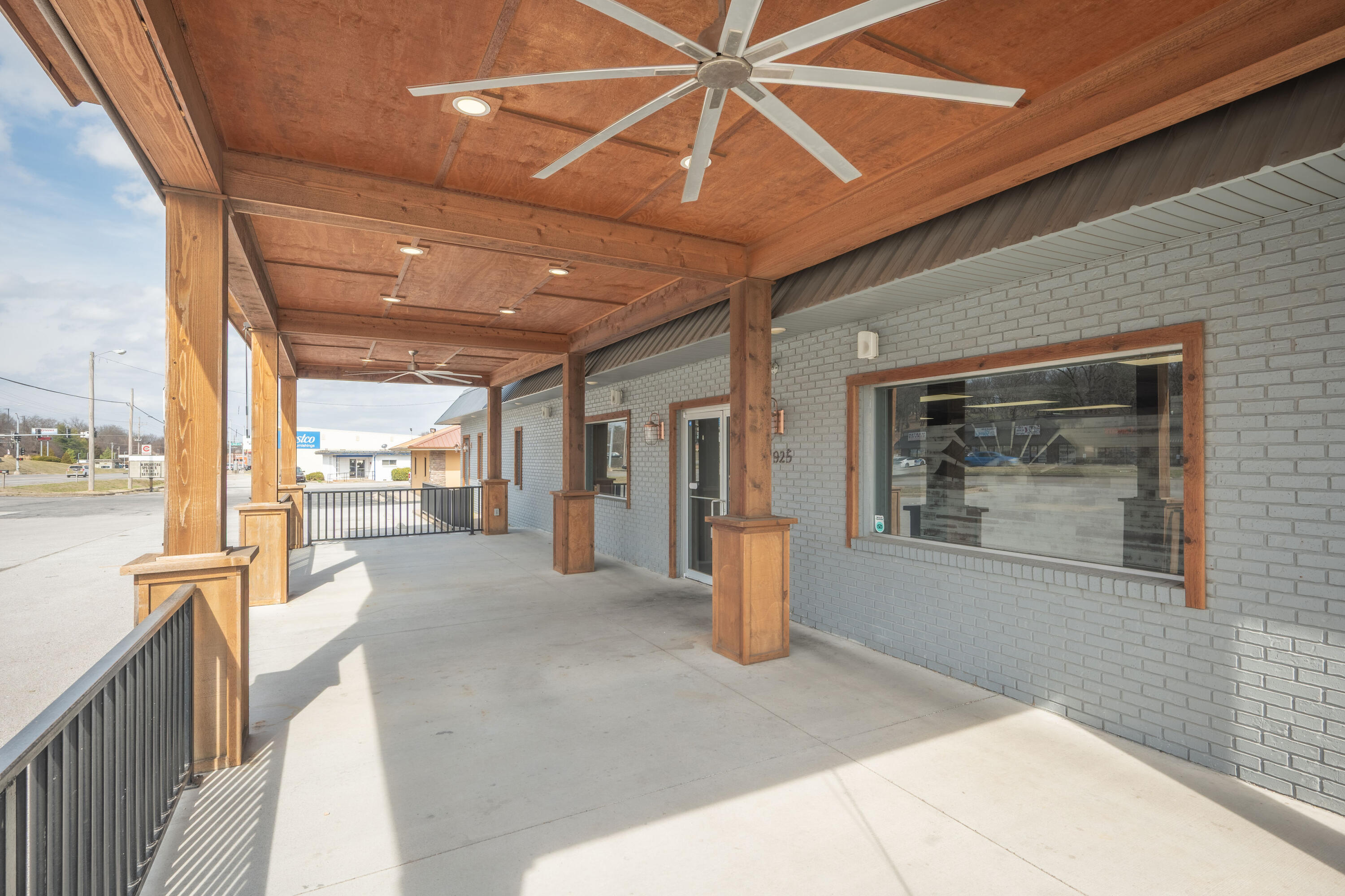 main property photo 21