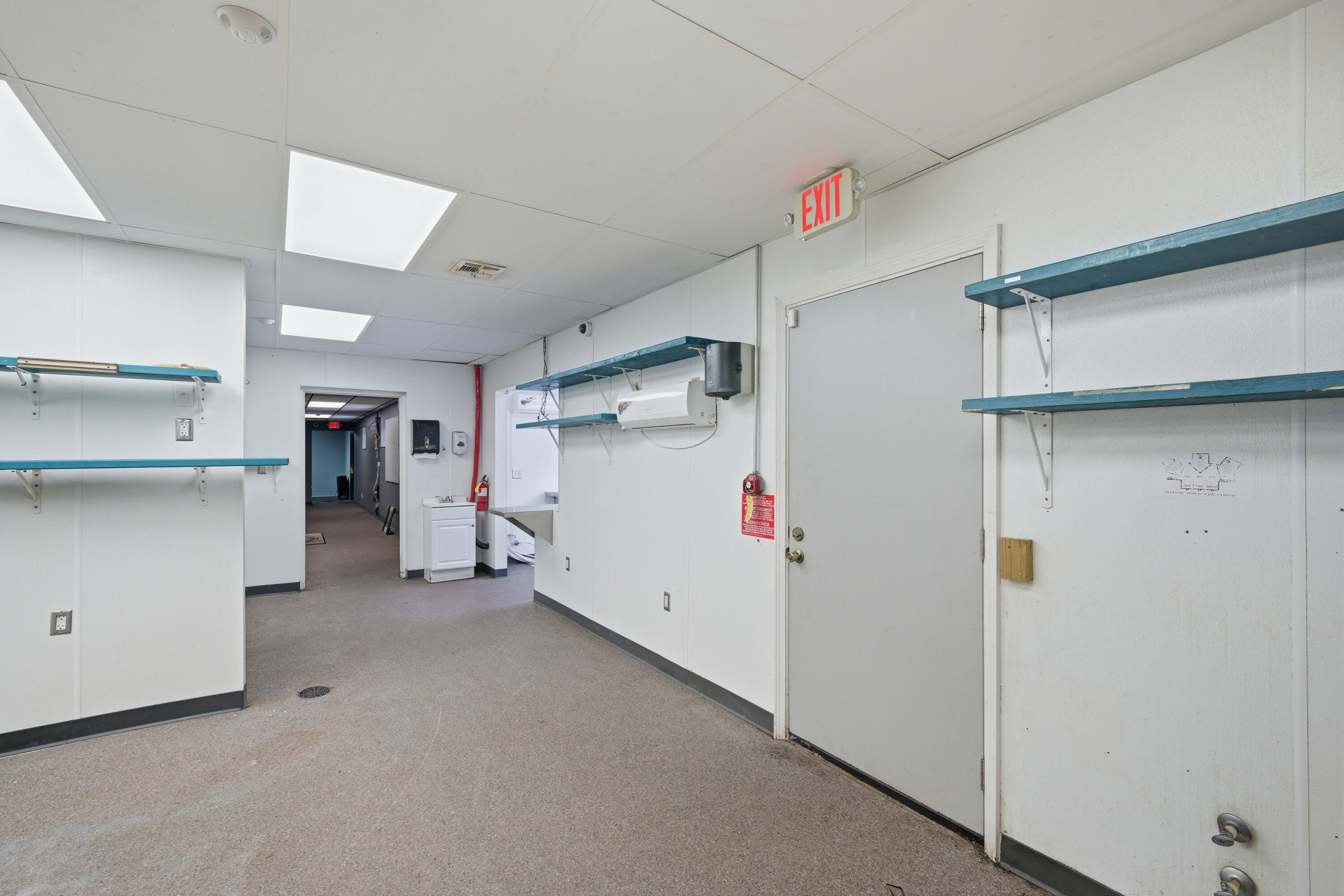 main property photo 41
