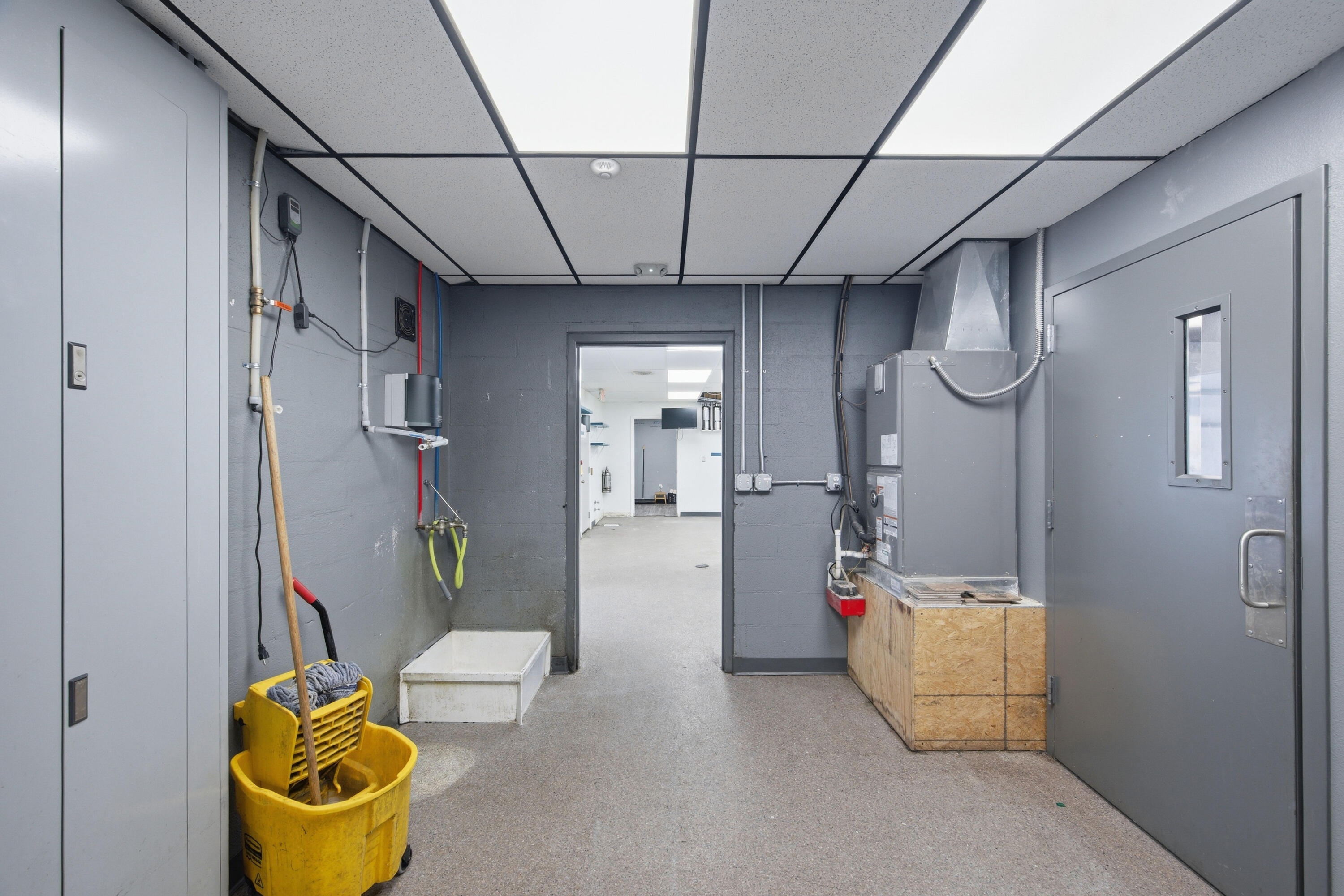 main property photo 49