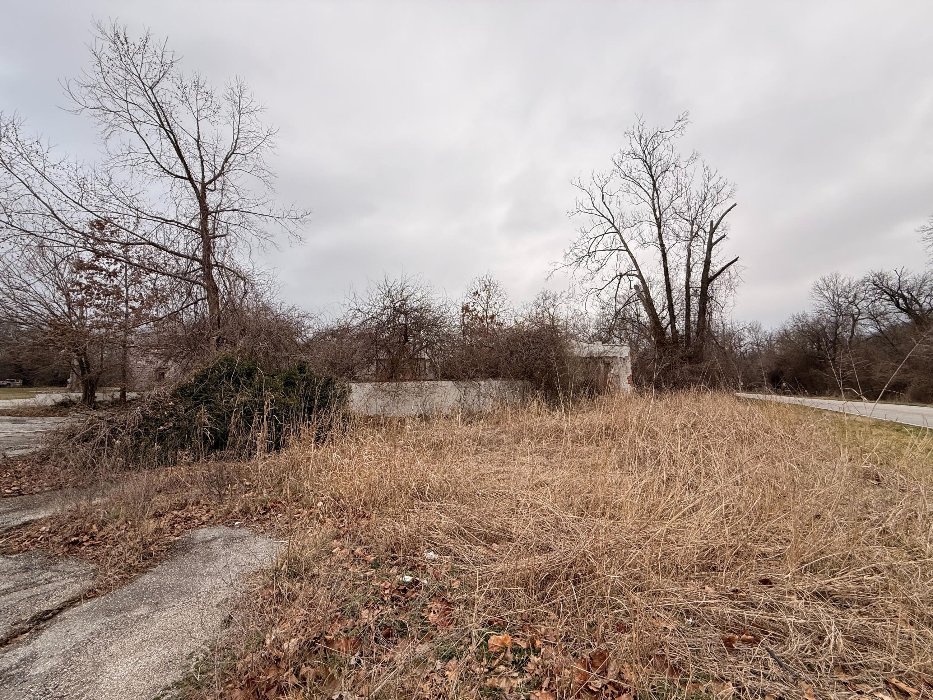 main property photo 16