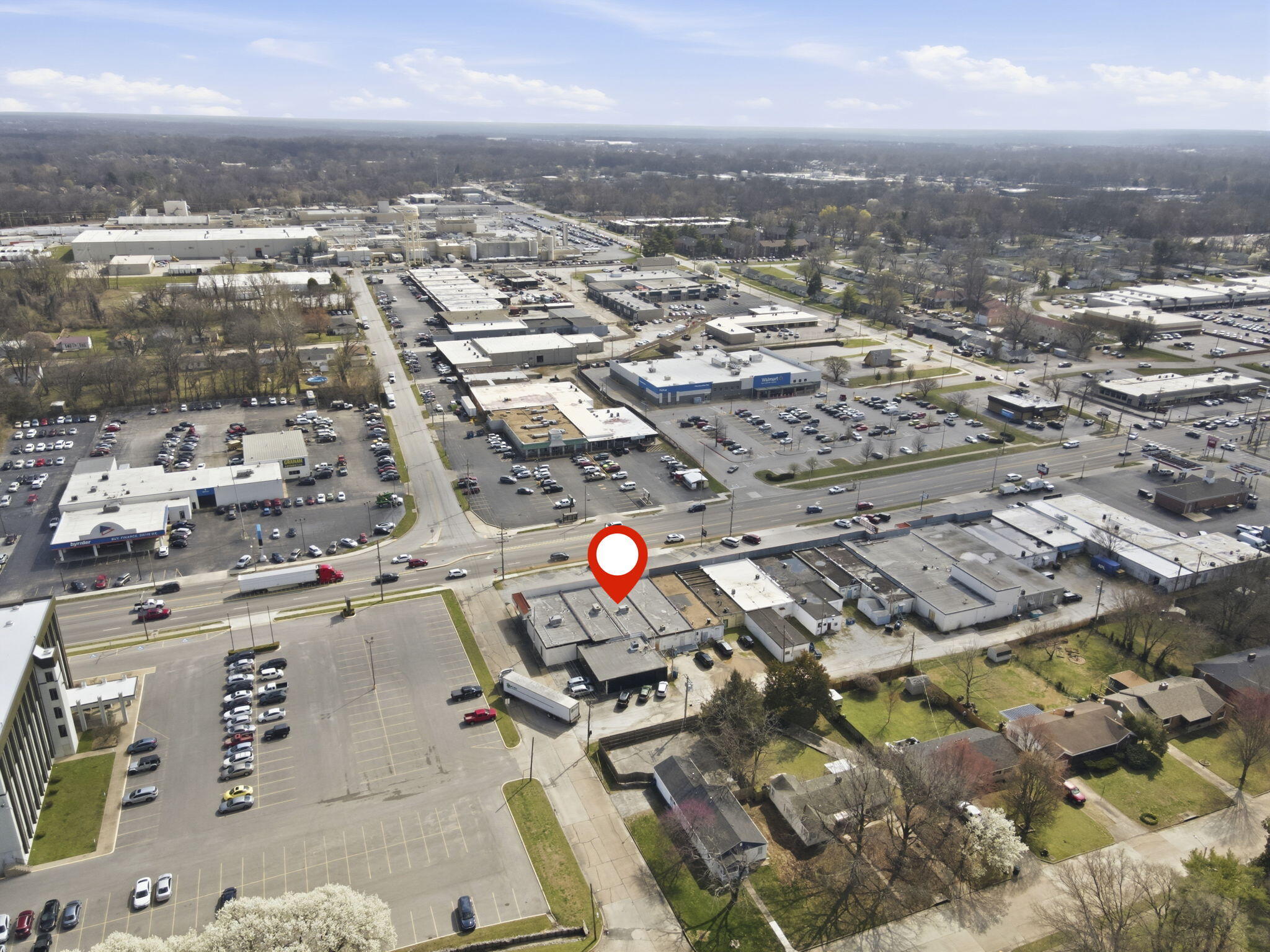 main property photo 16