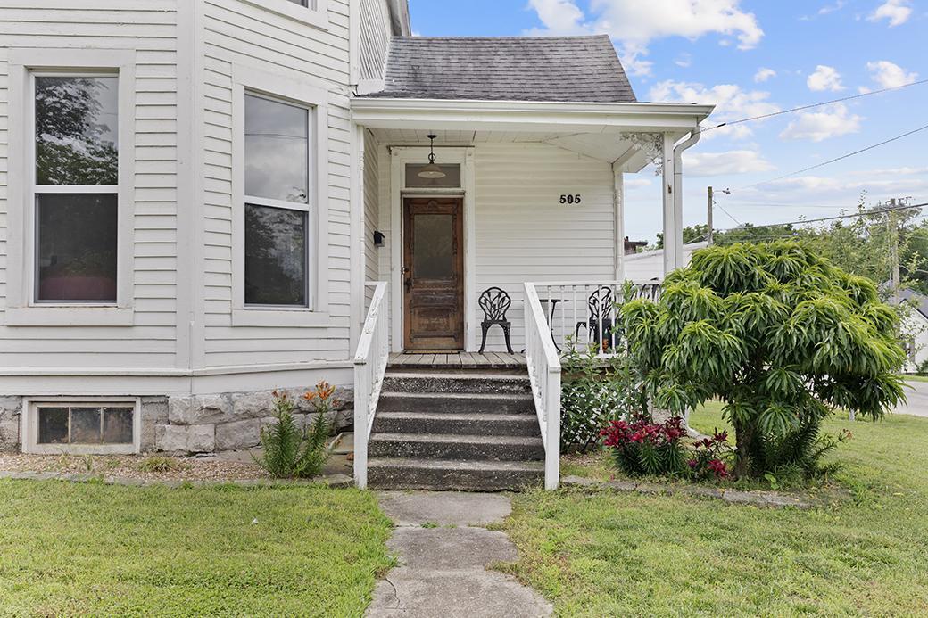 main property photo 28