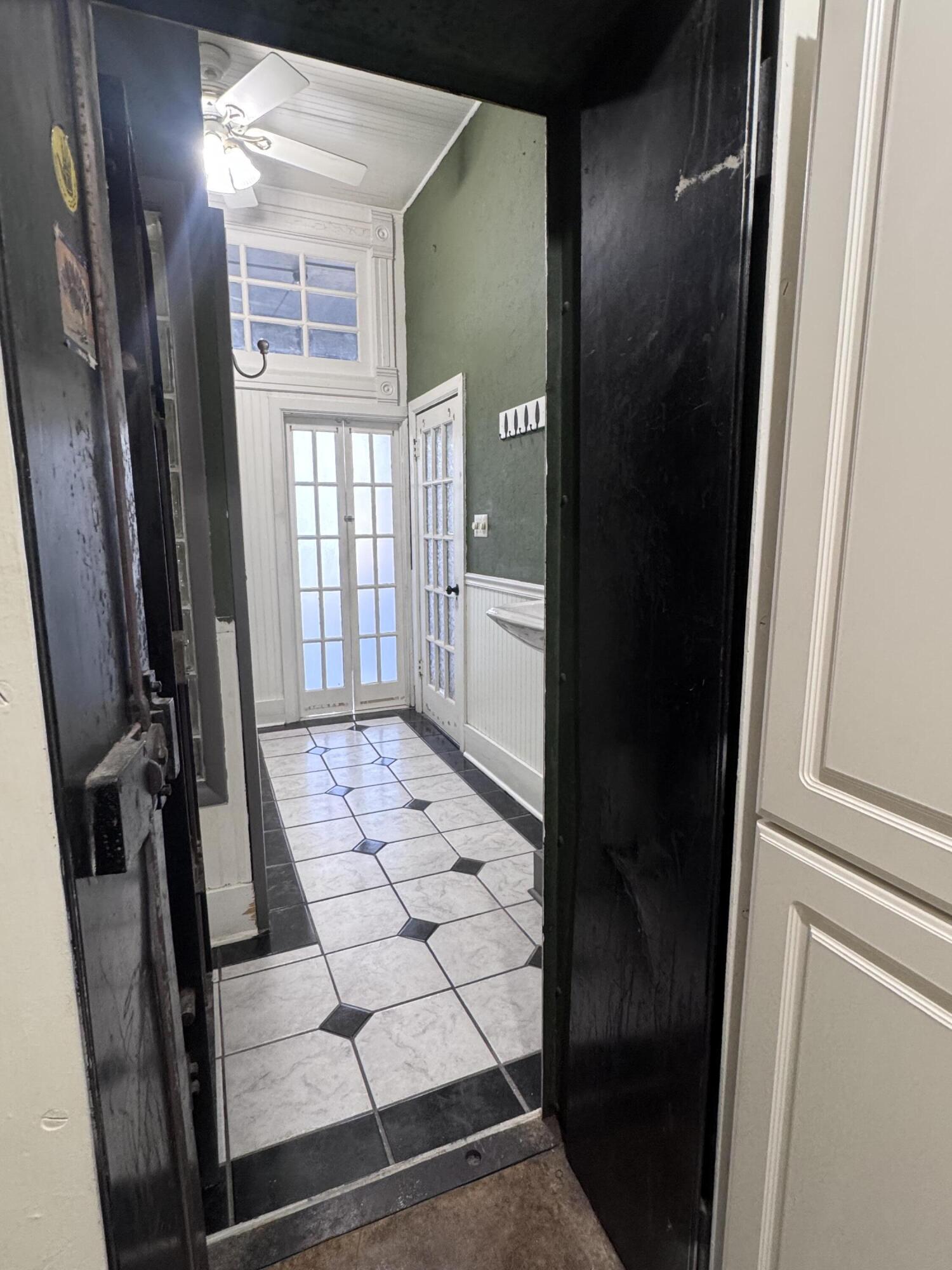 main property photo 40