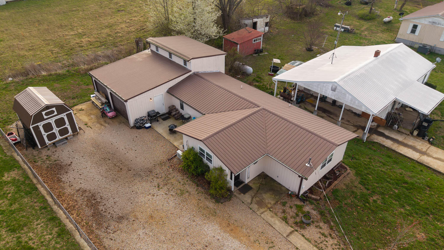 main property photo 35