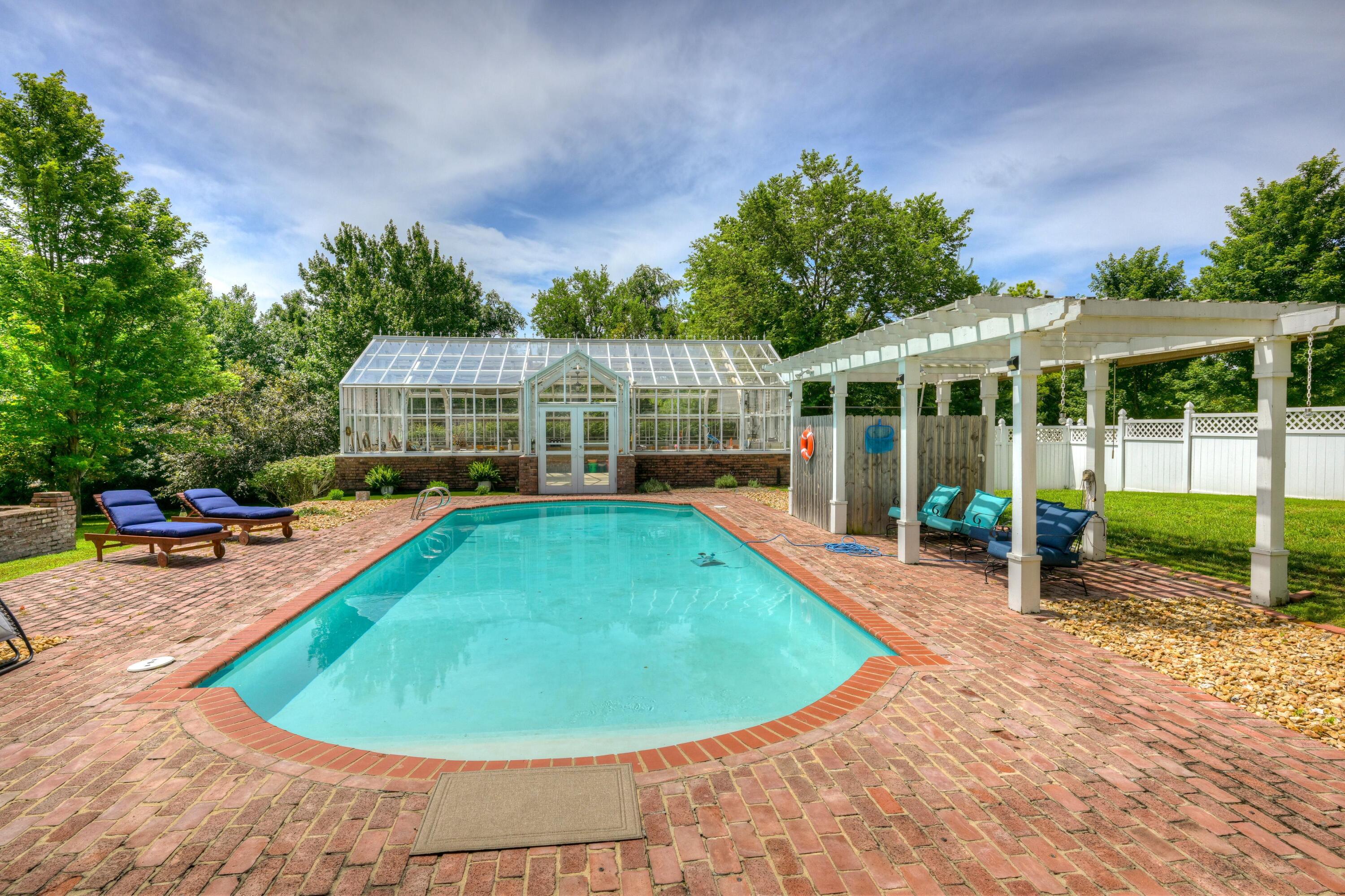 main property photo 81