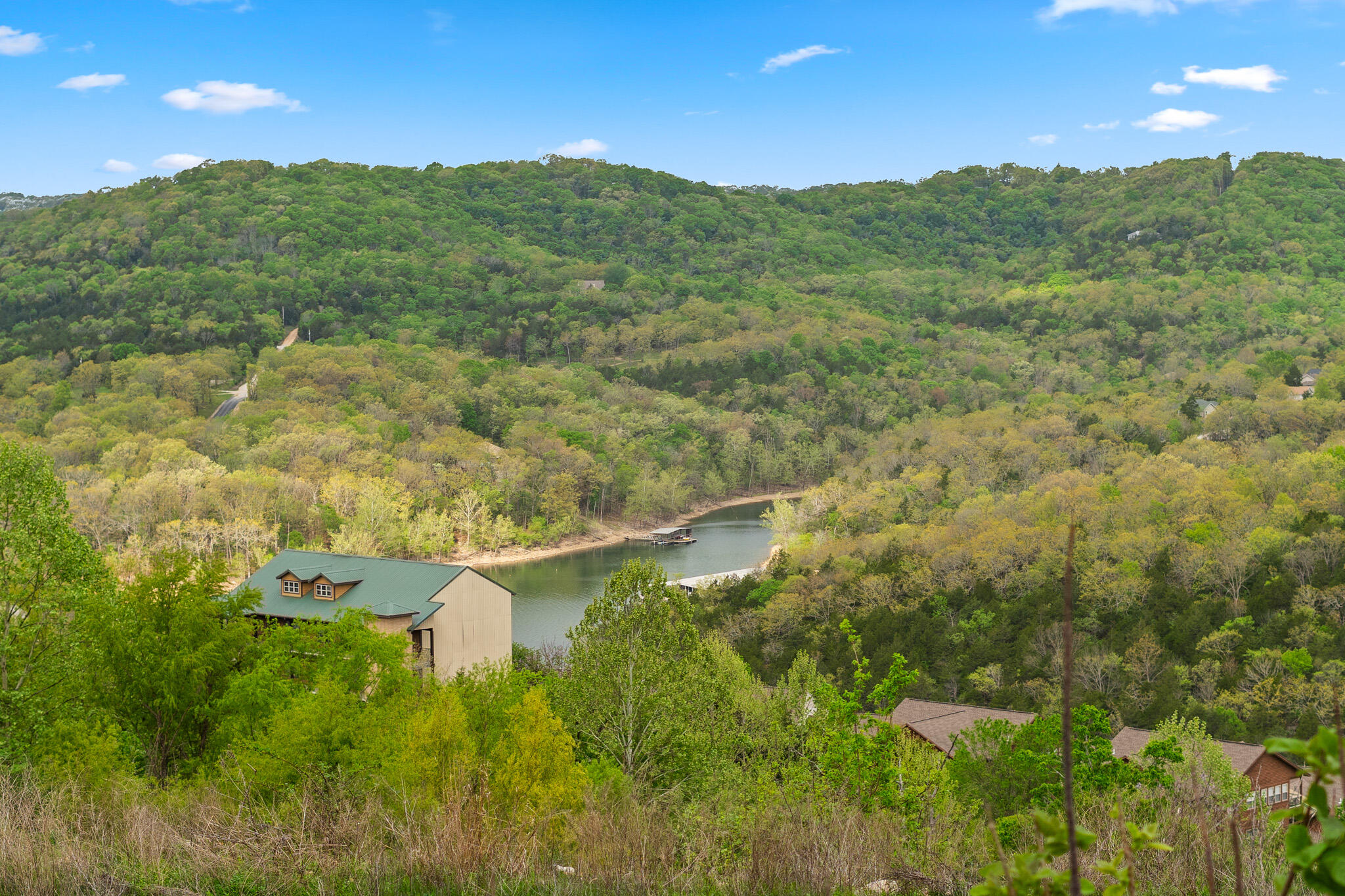 main property photo 25
