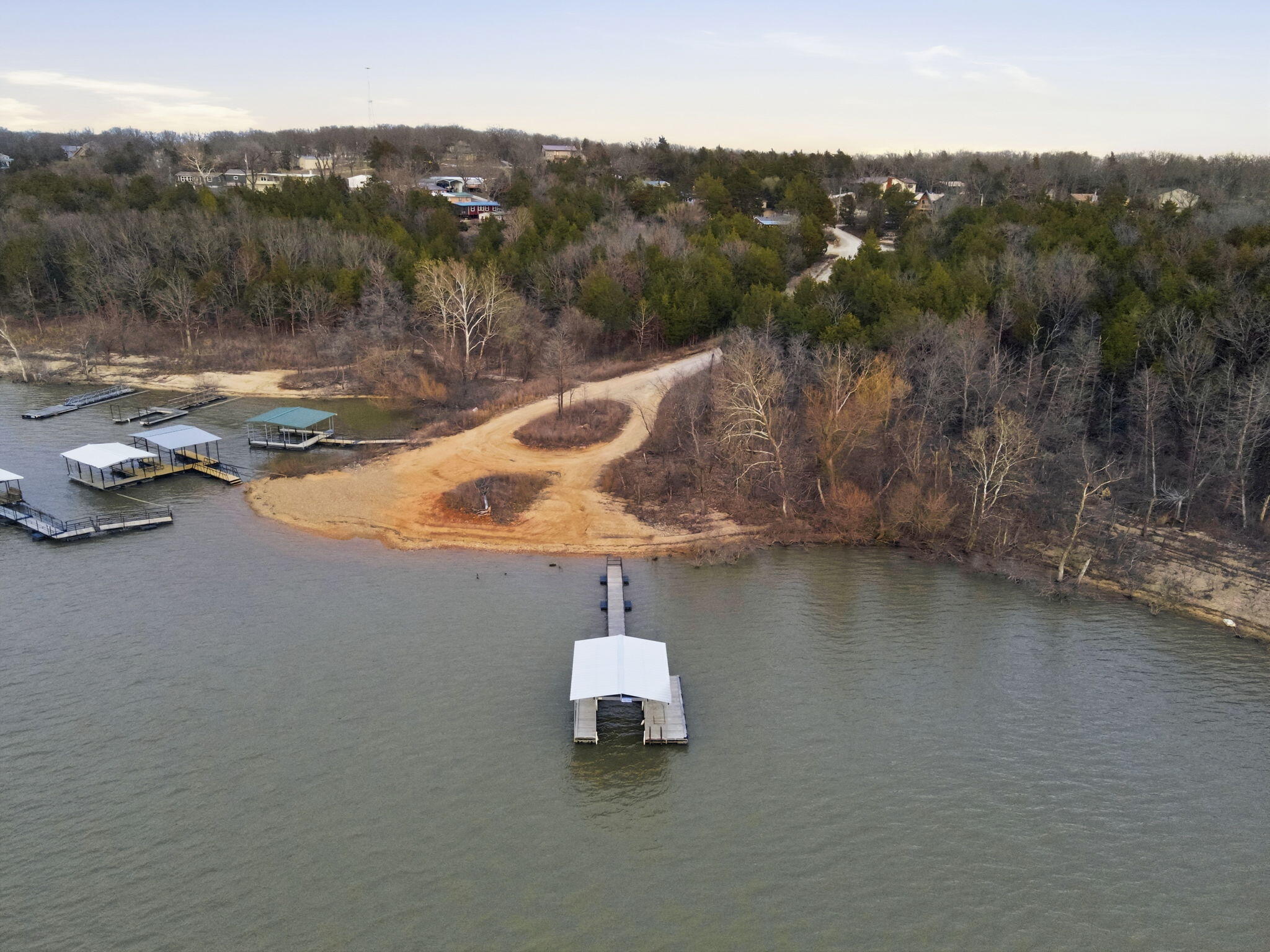 main property photo 40