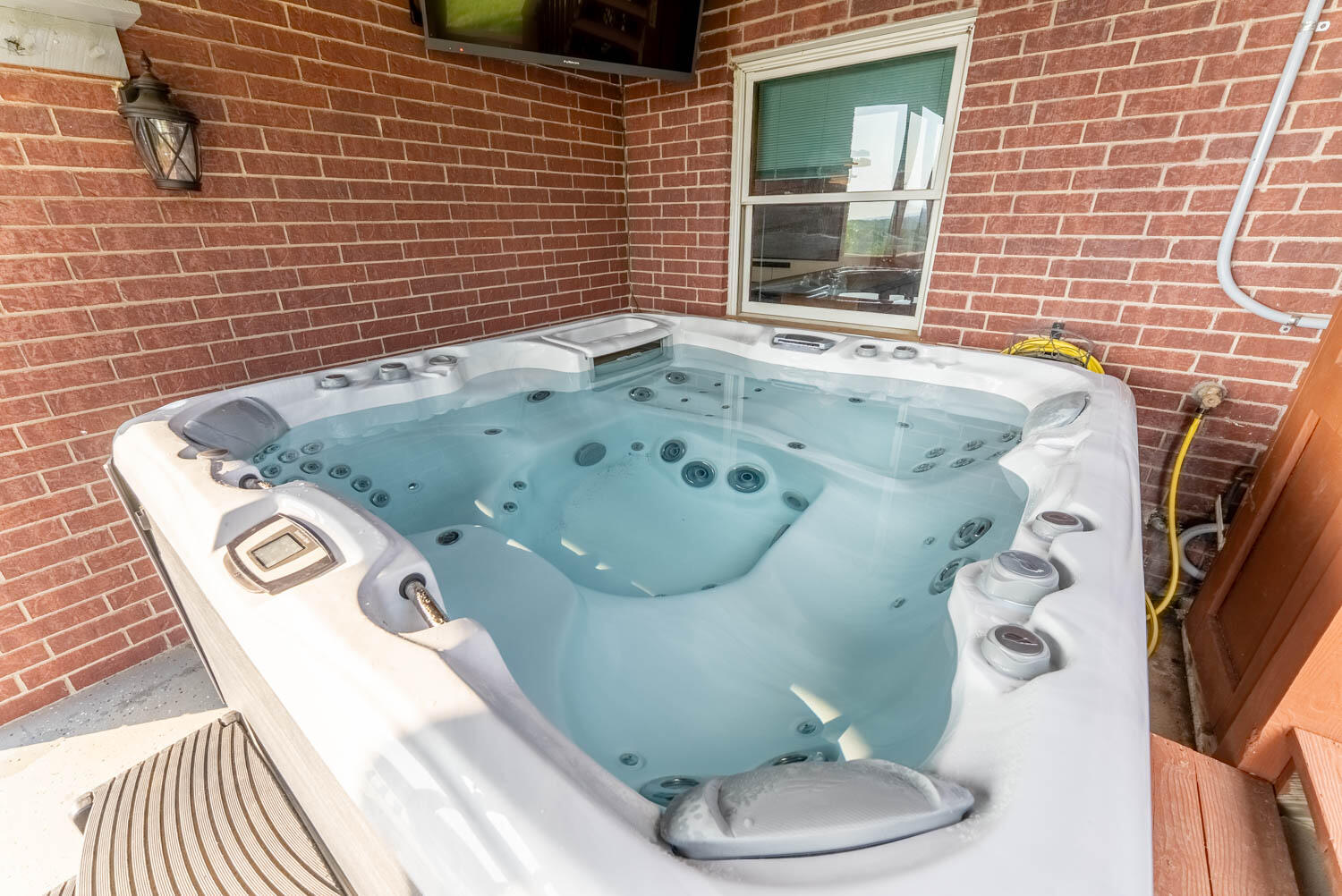 main property photo 124