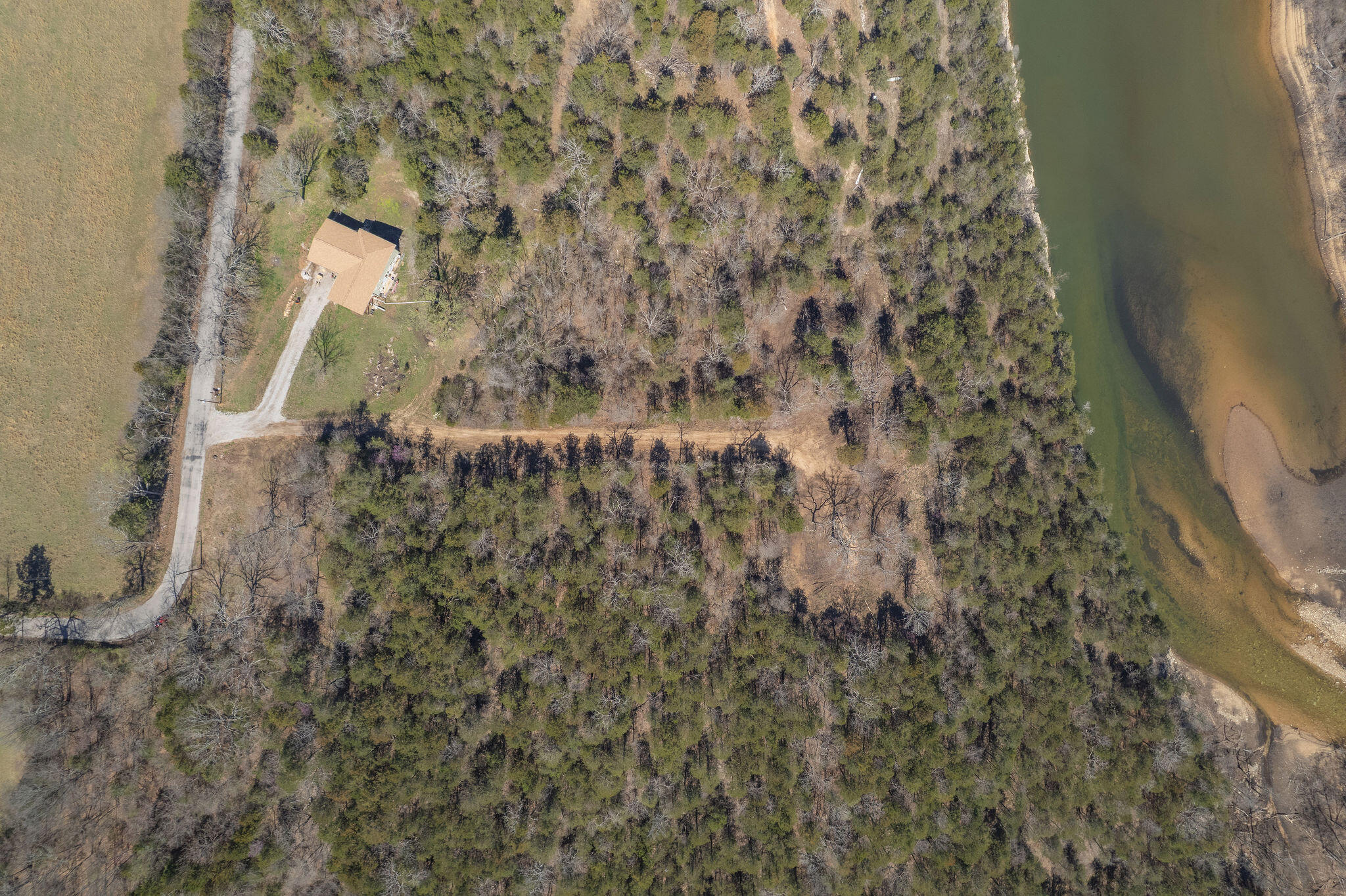 main property photo 17