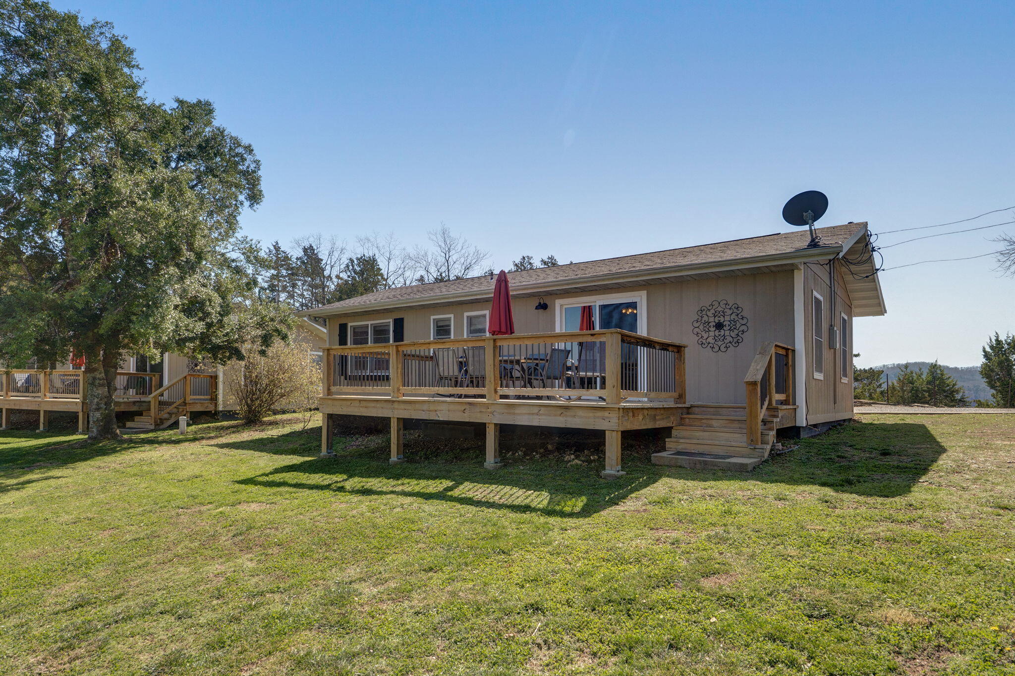 main property photo 23