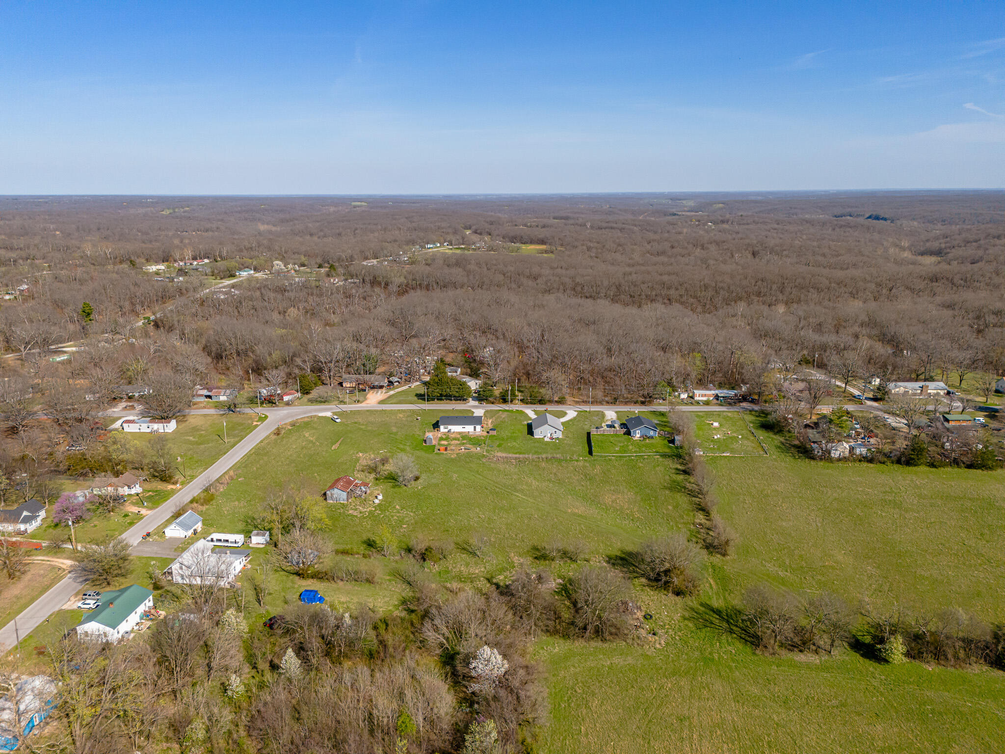 main property photo 13