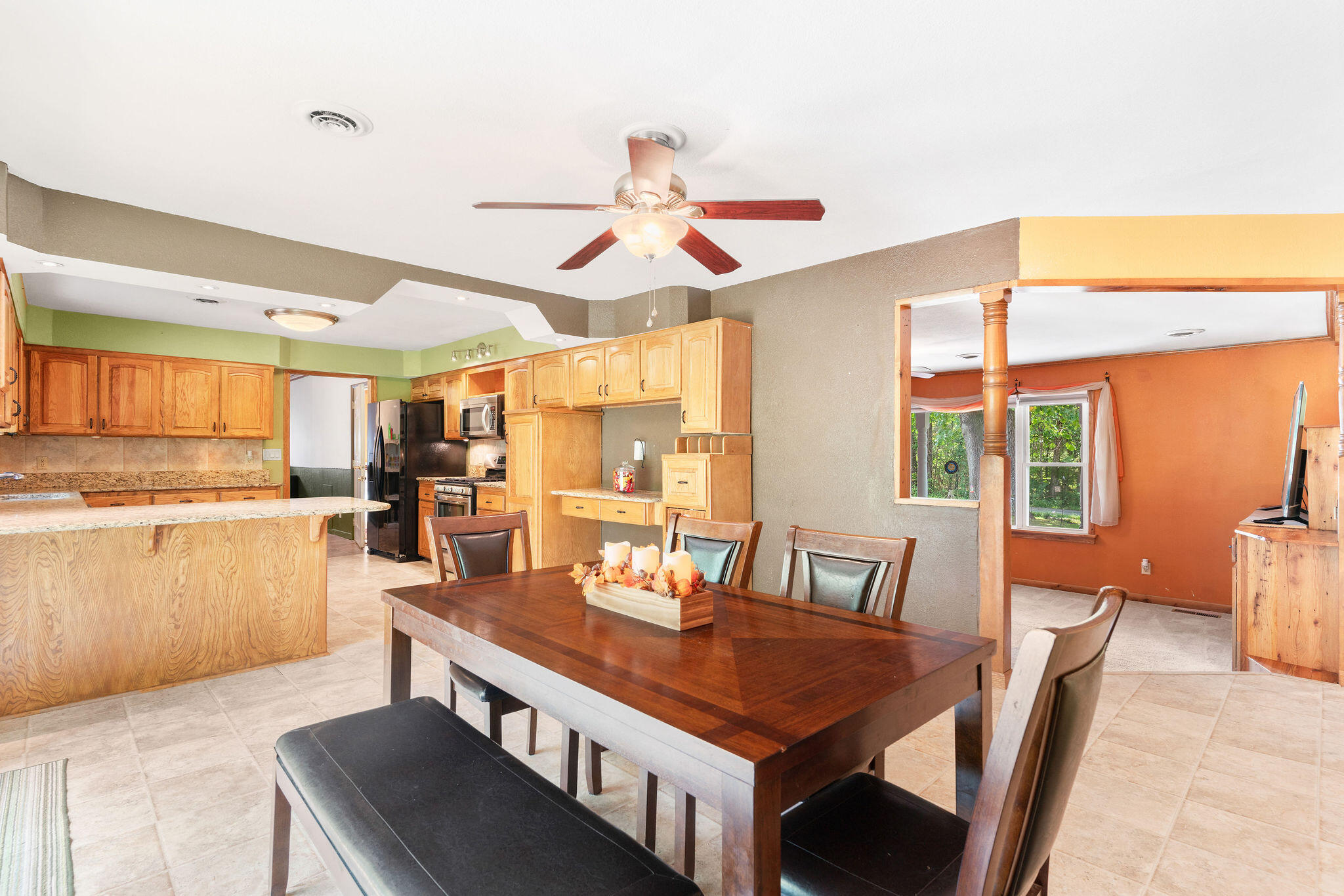 main property photo 14