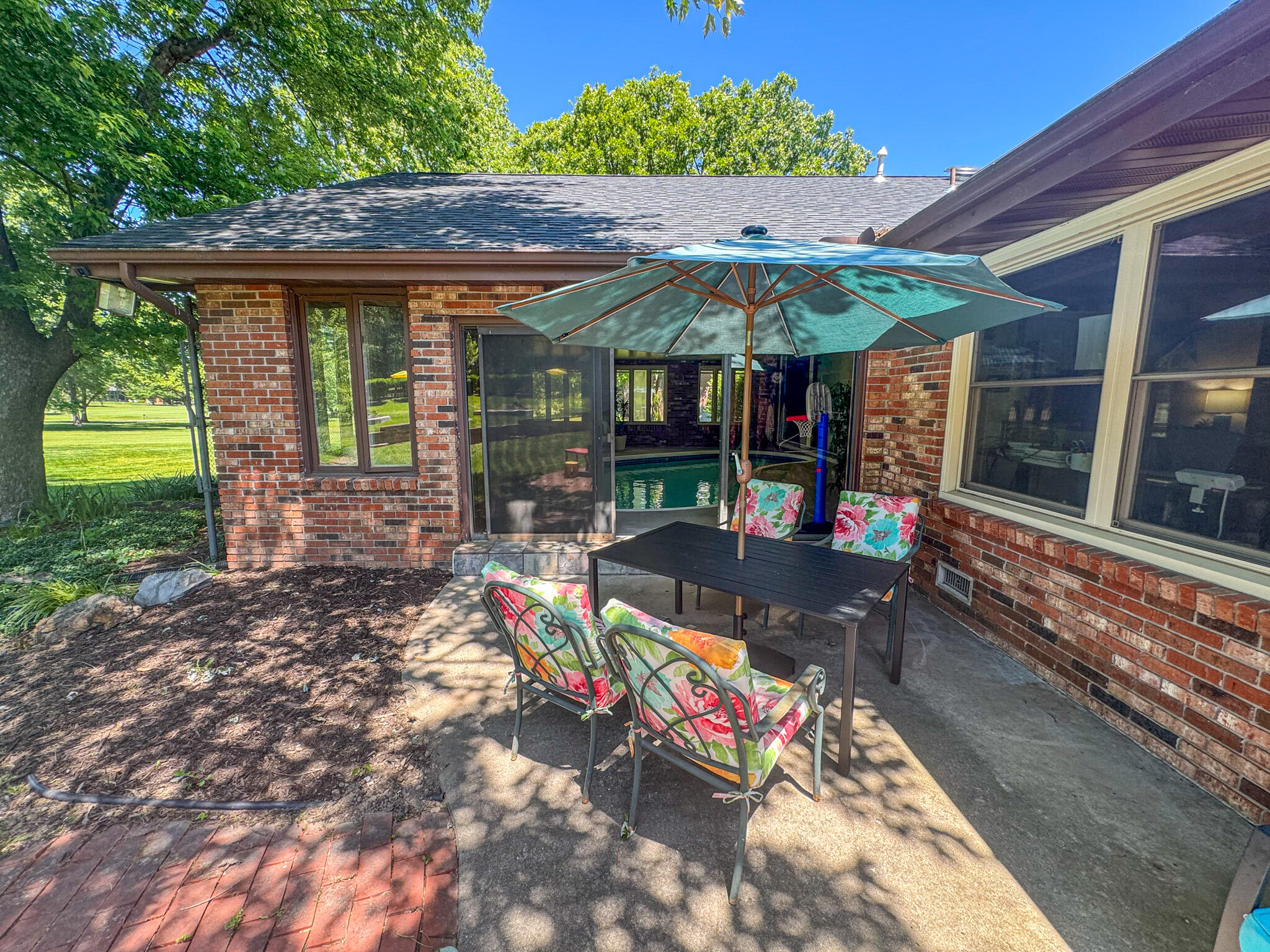 main property photo 79