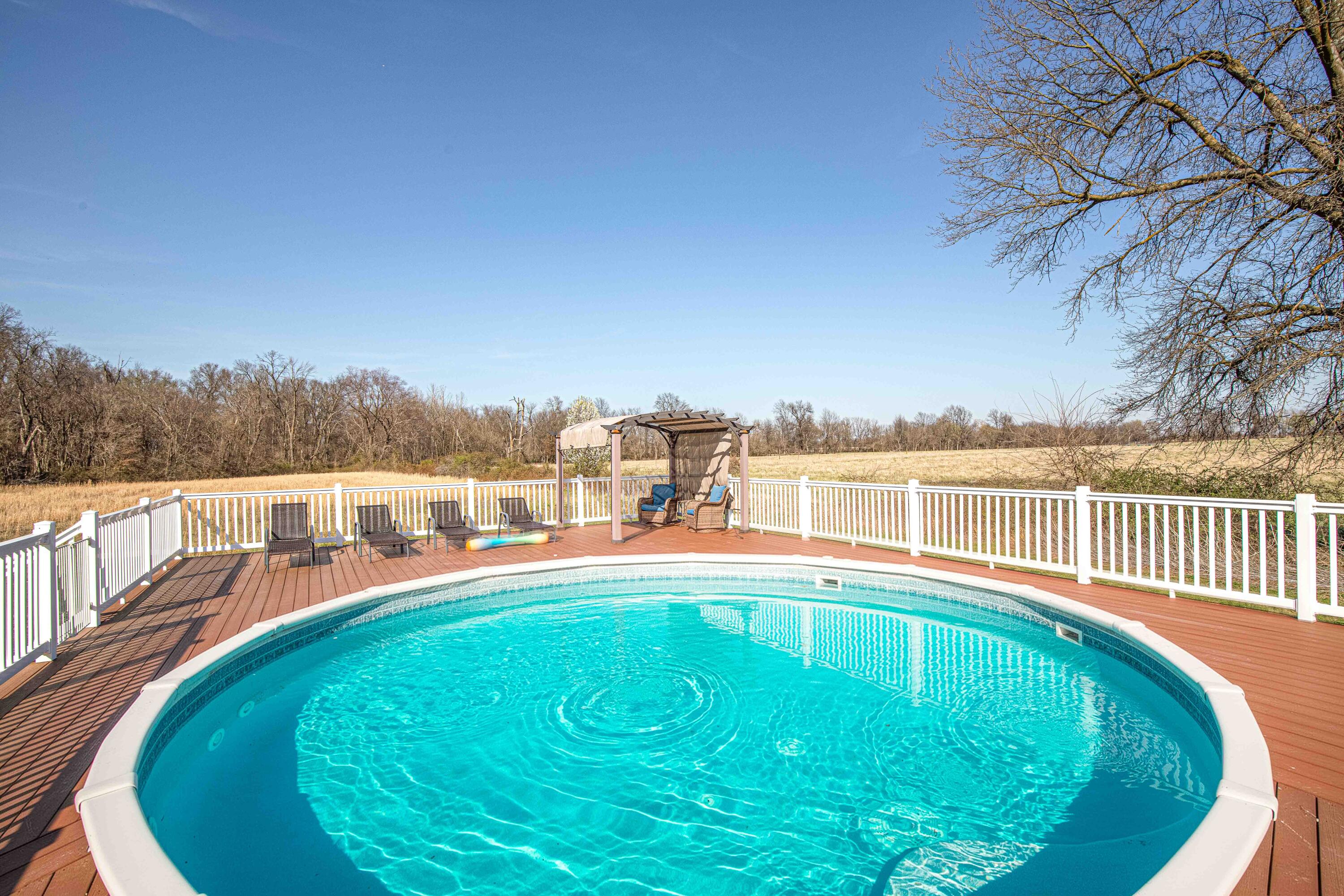 main property photo 45