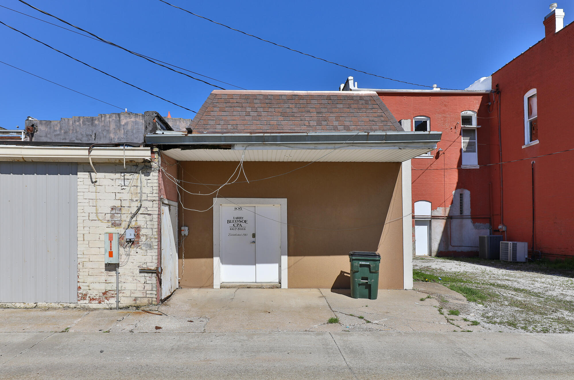 main property photo 50