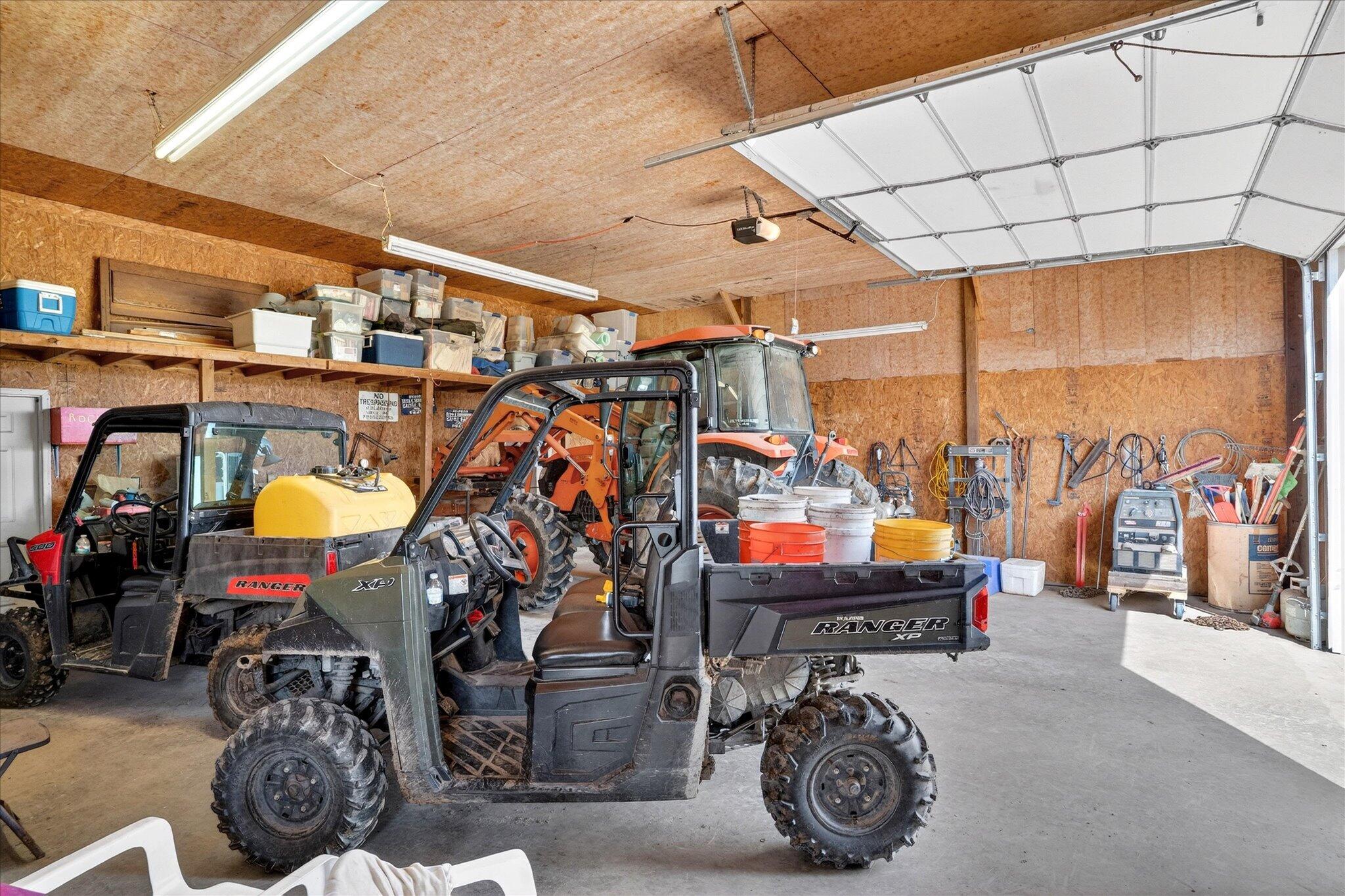 main property photo 43