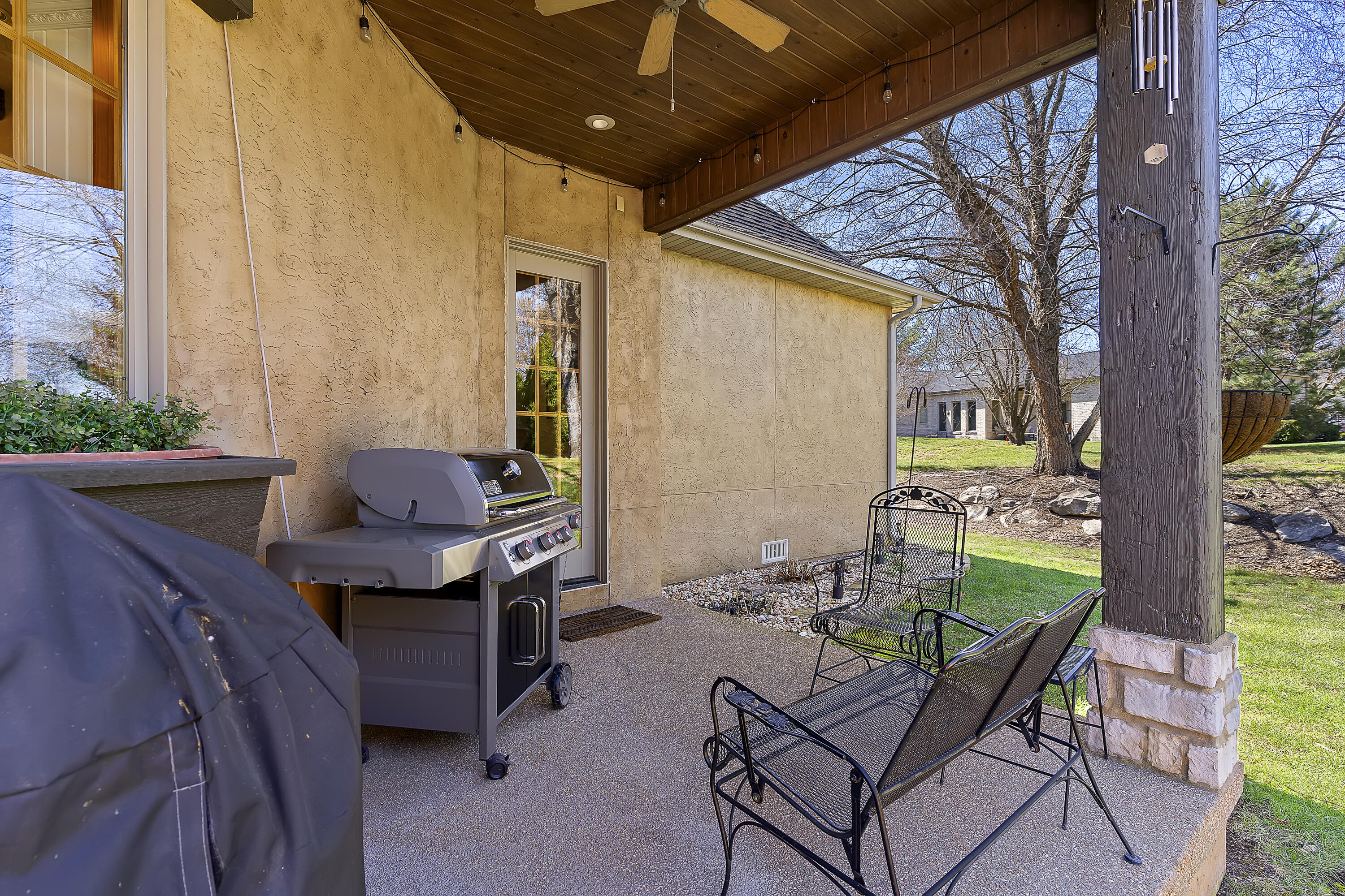main property photo 60