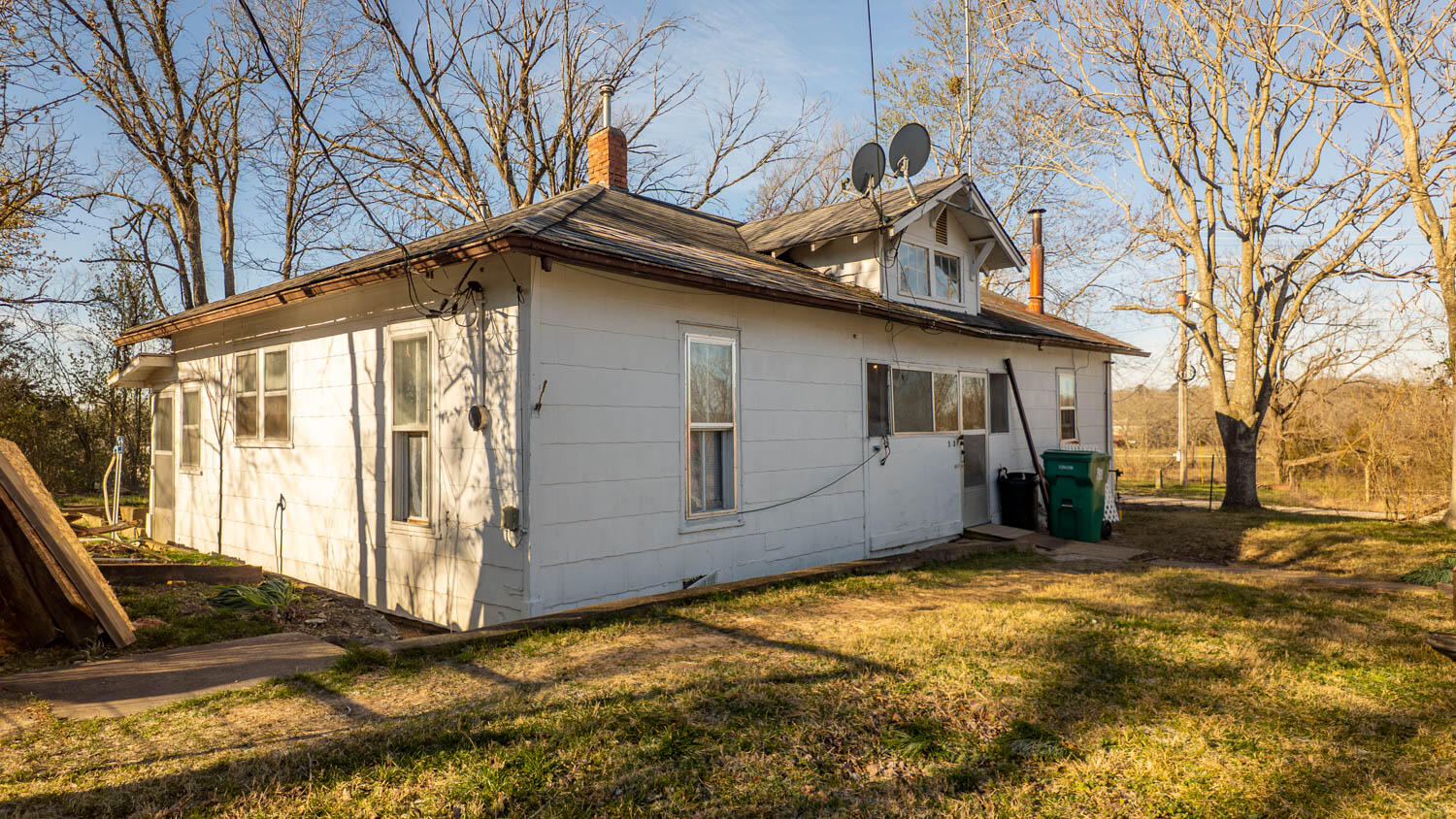 main property photo 29