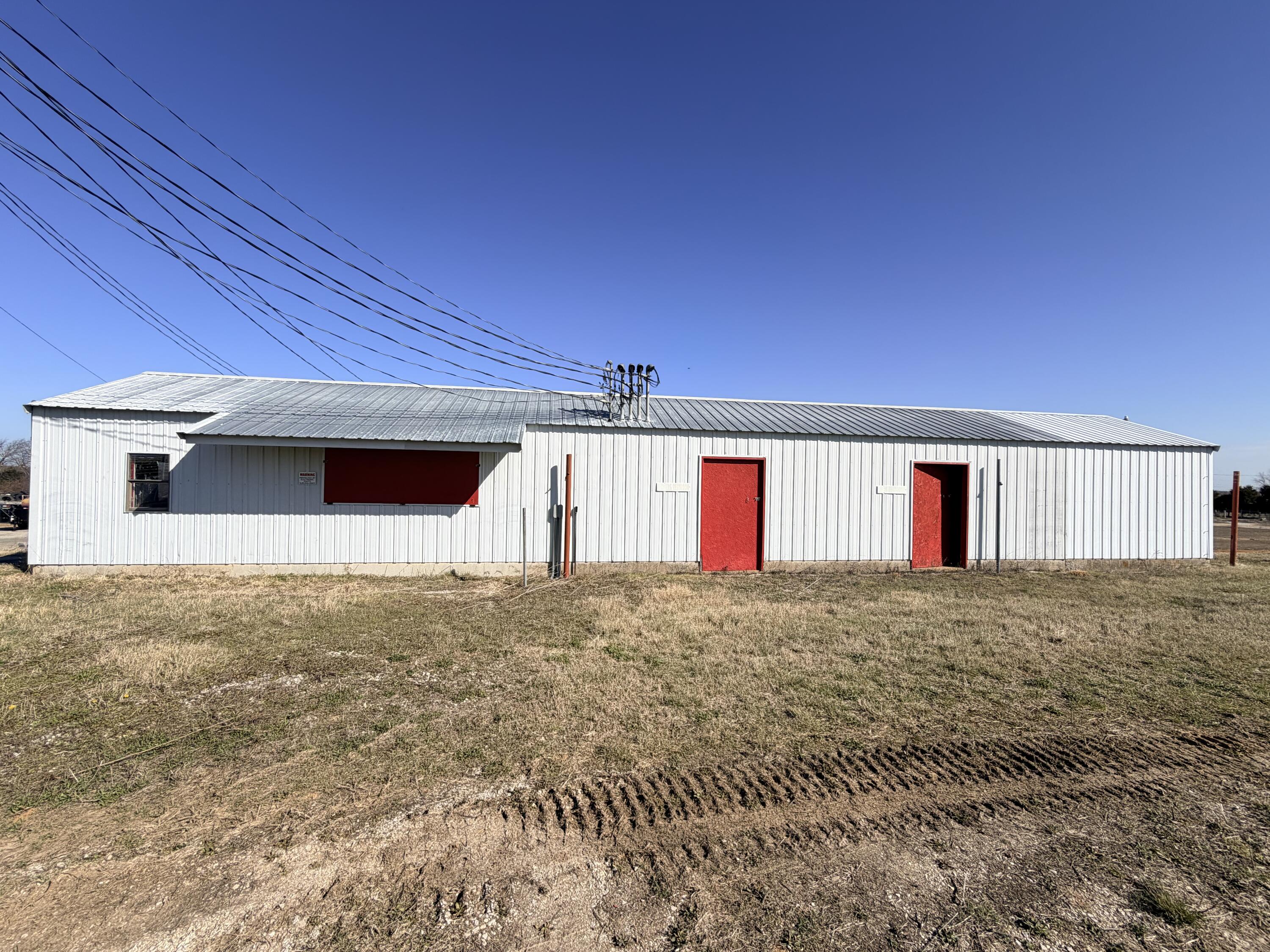 main property photo 15