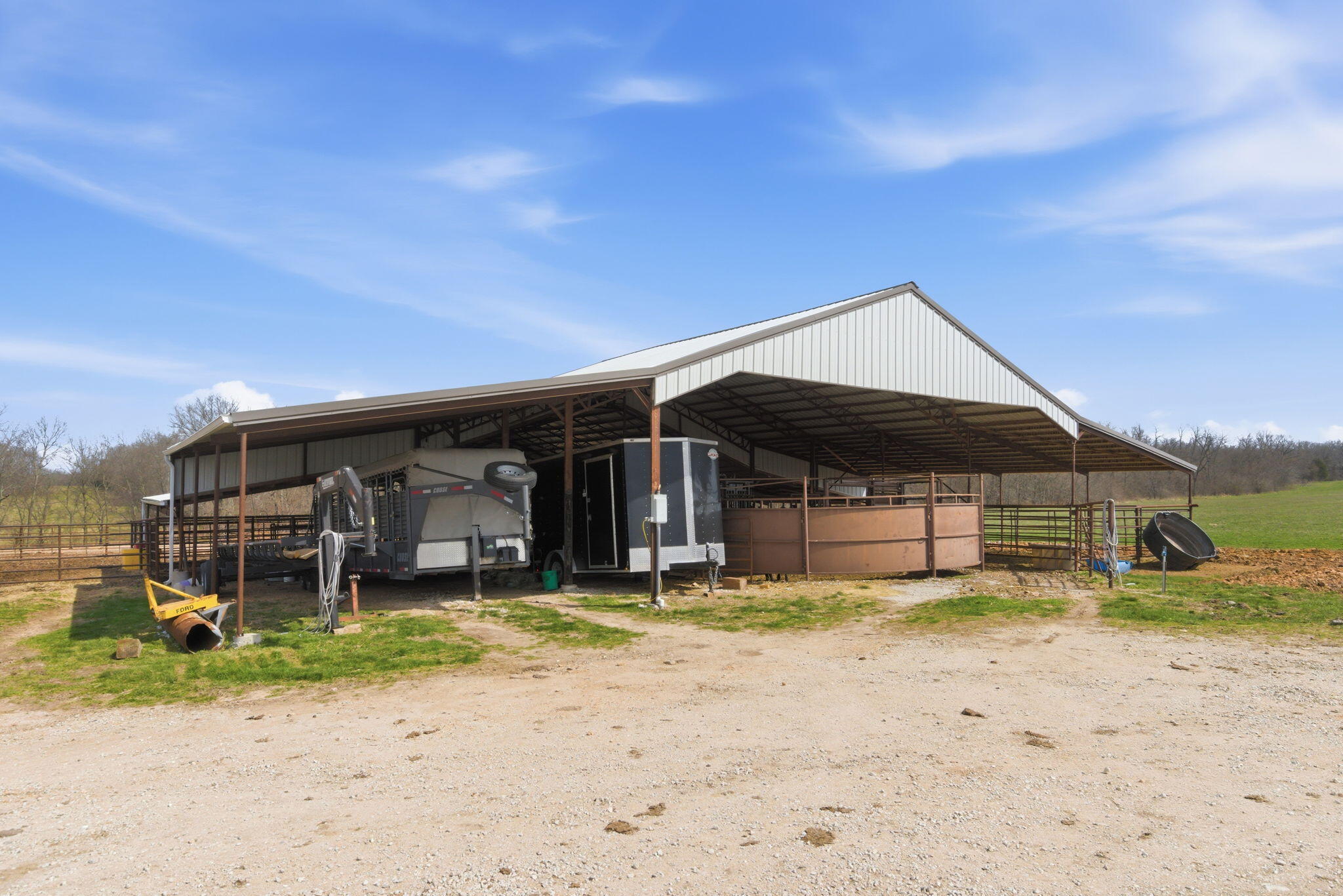 main property photo 36