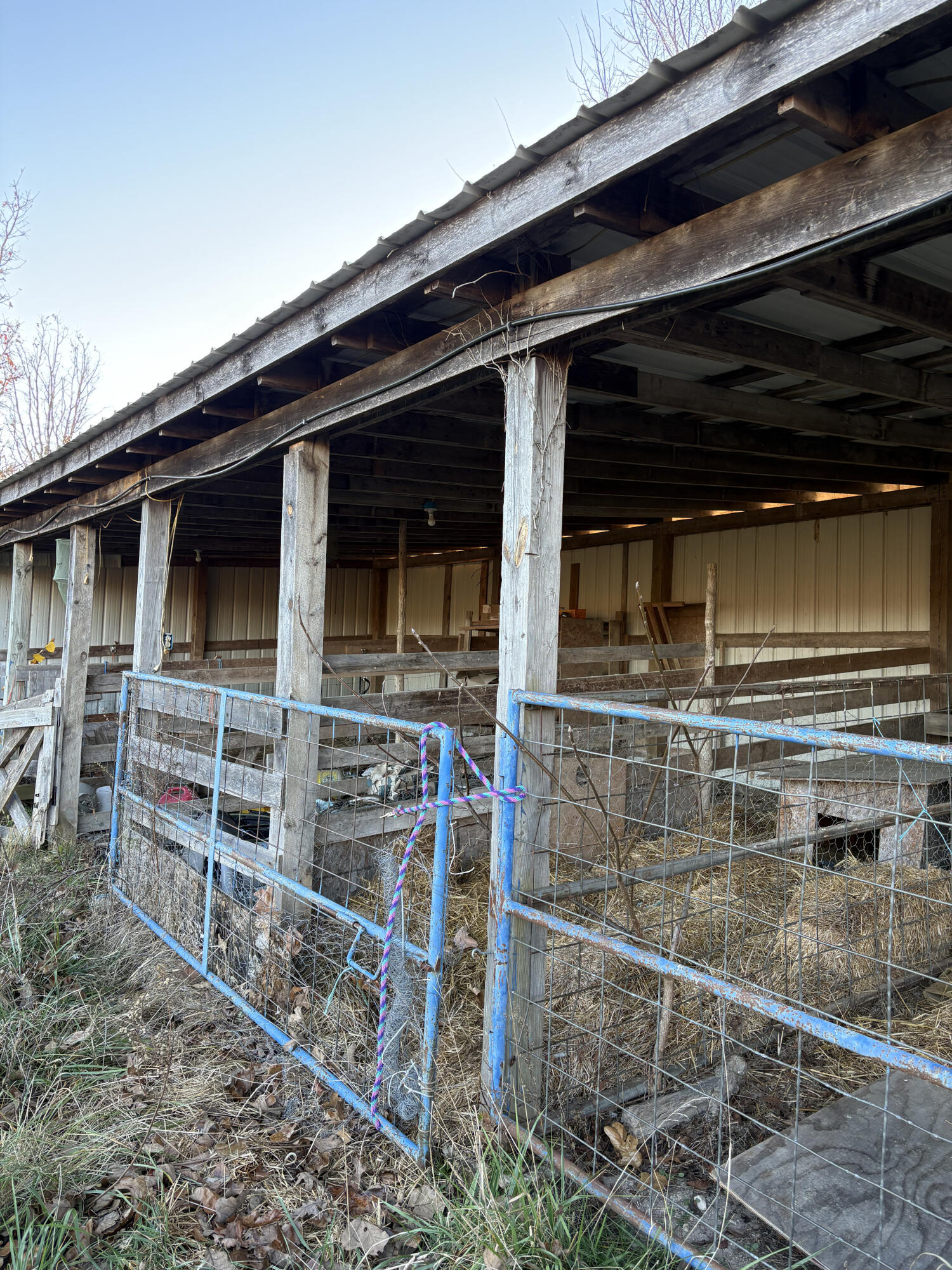 main property photo 35