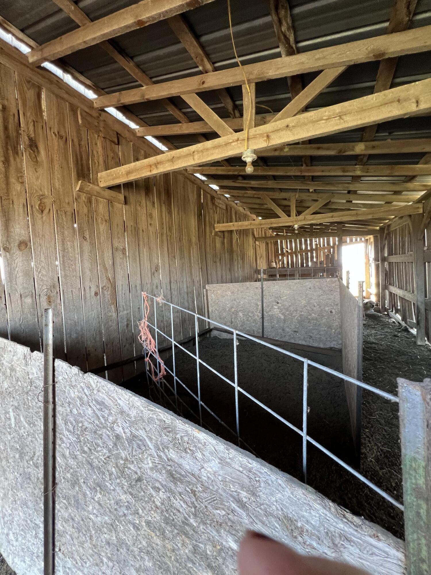main property photo 112