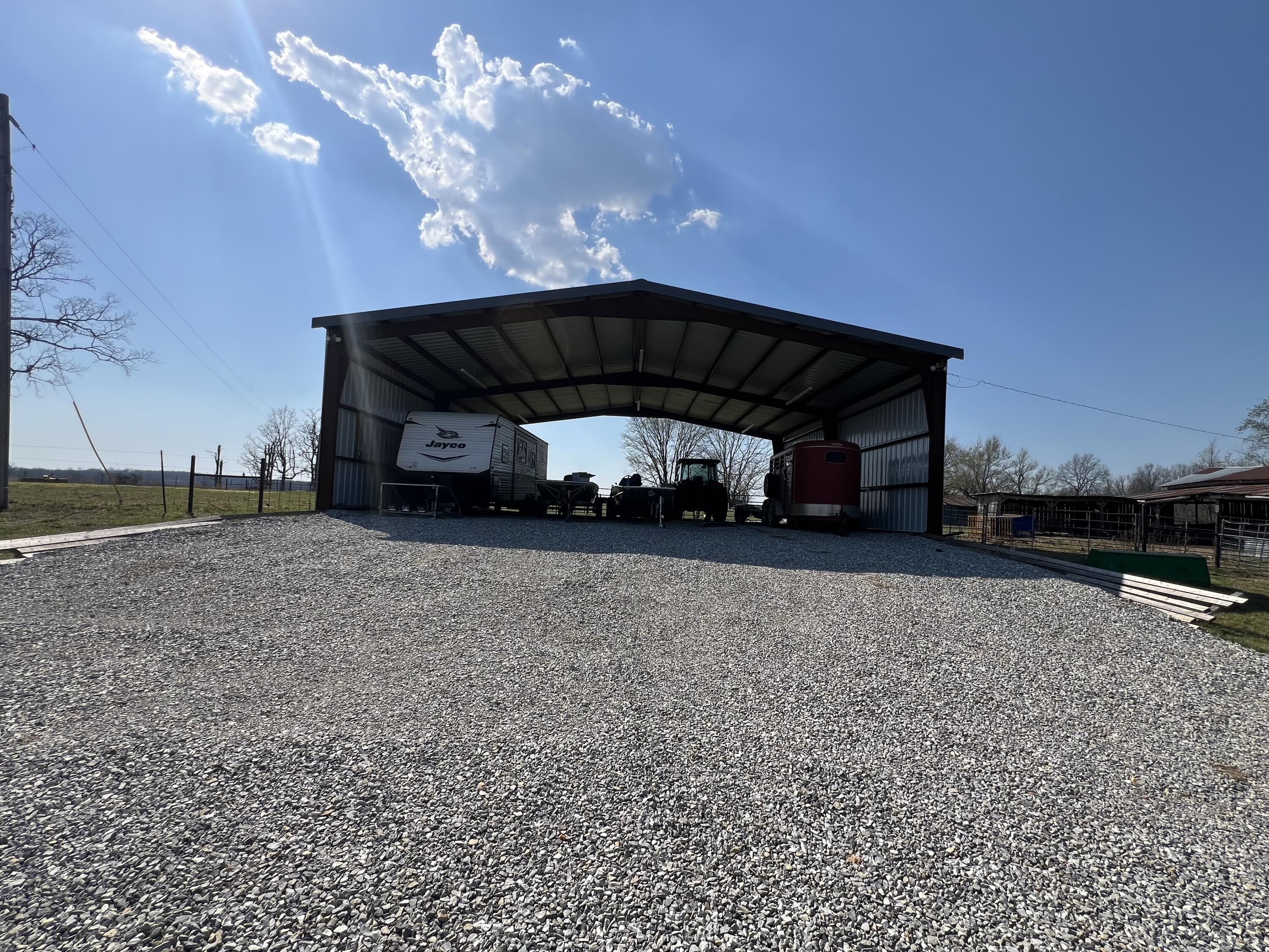main property photo 75